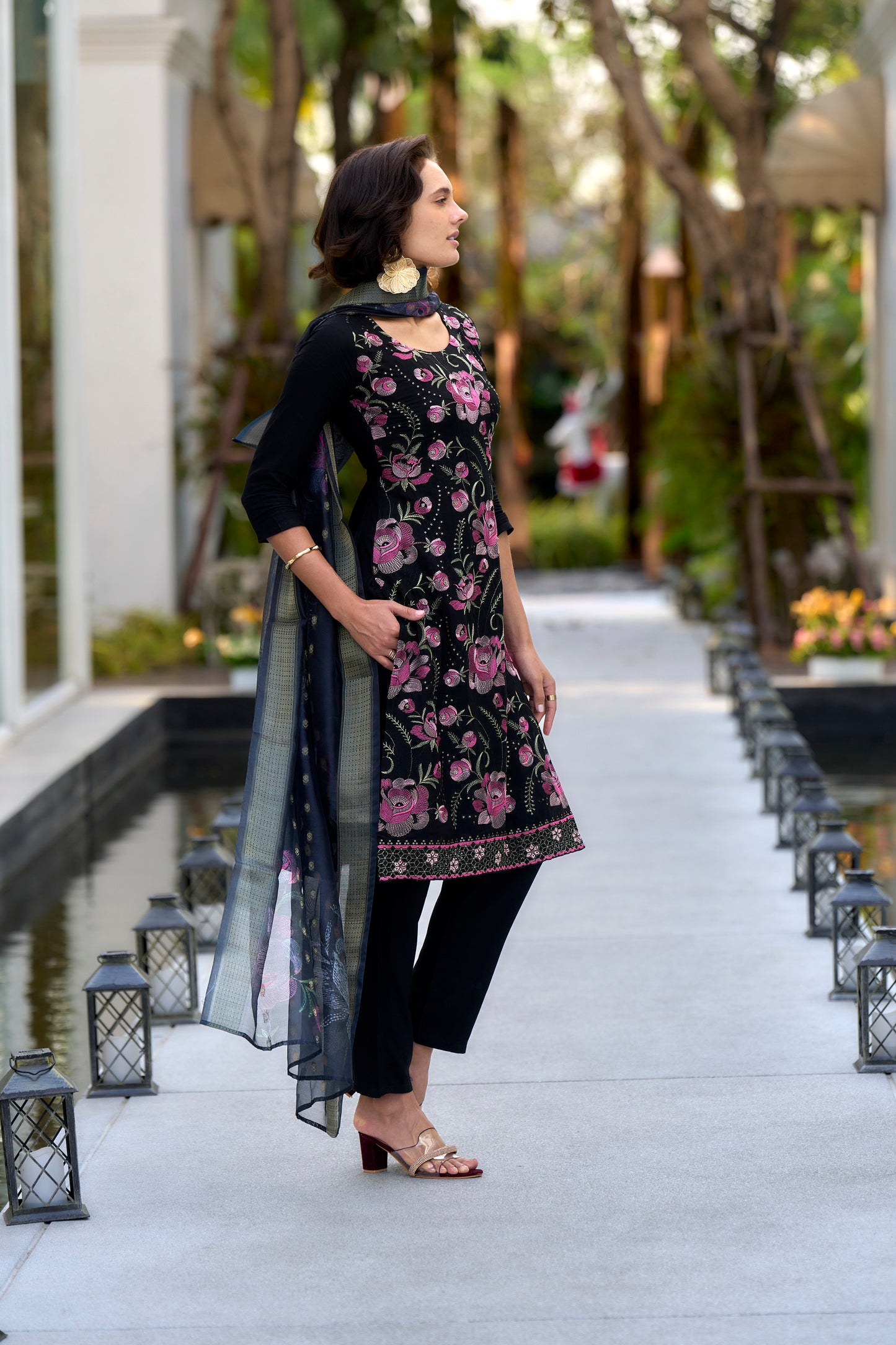 Navy Blue Embroidered Rayon Kurta Set with Organza Butti Dupatta