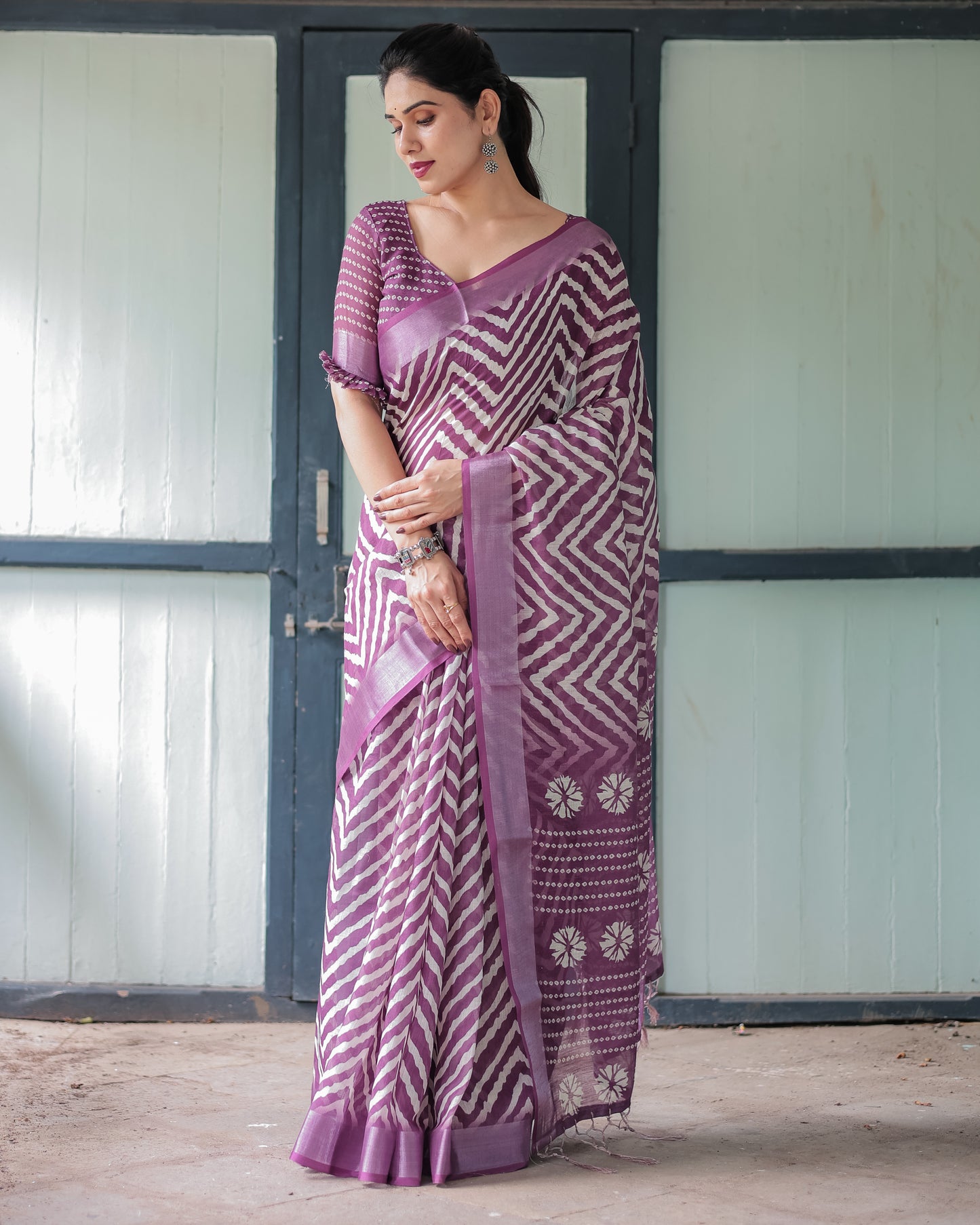 Rich Purple With White Chevron & Floral Design Linen Cotten Saree