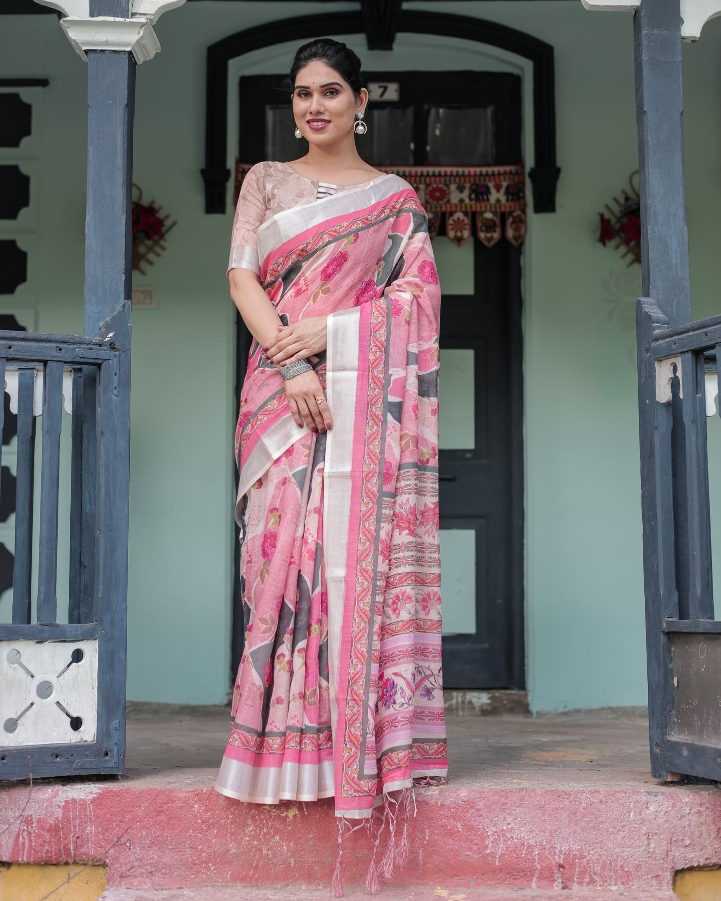 Soft Pink Soft Linen With Vibrant Floral & Traditional Prints Saree