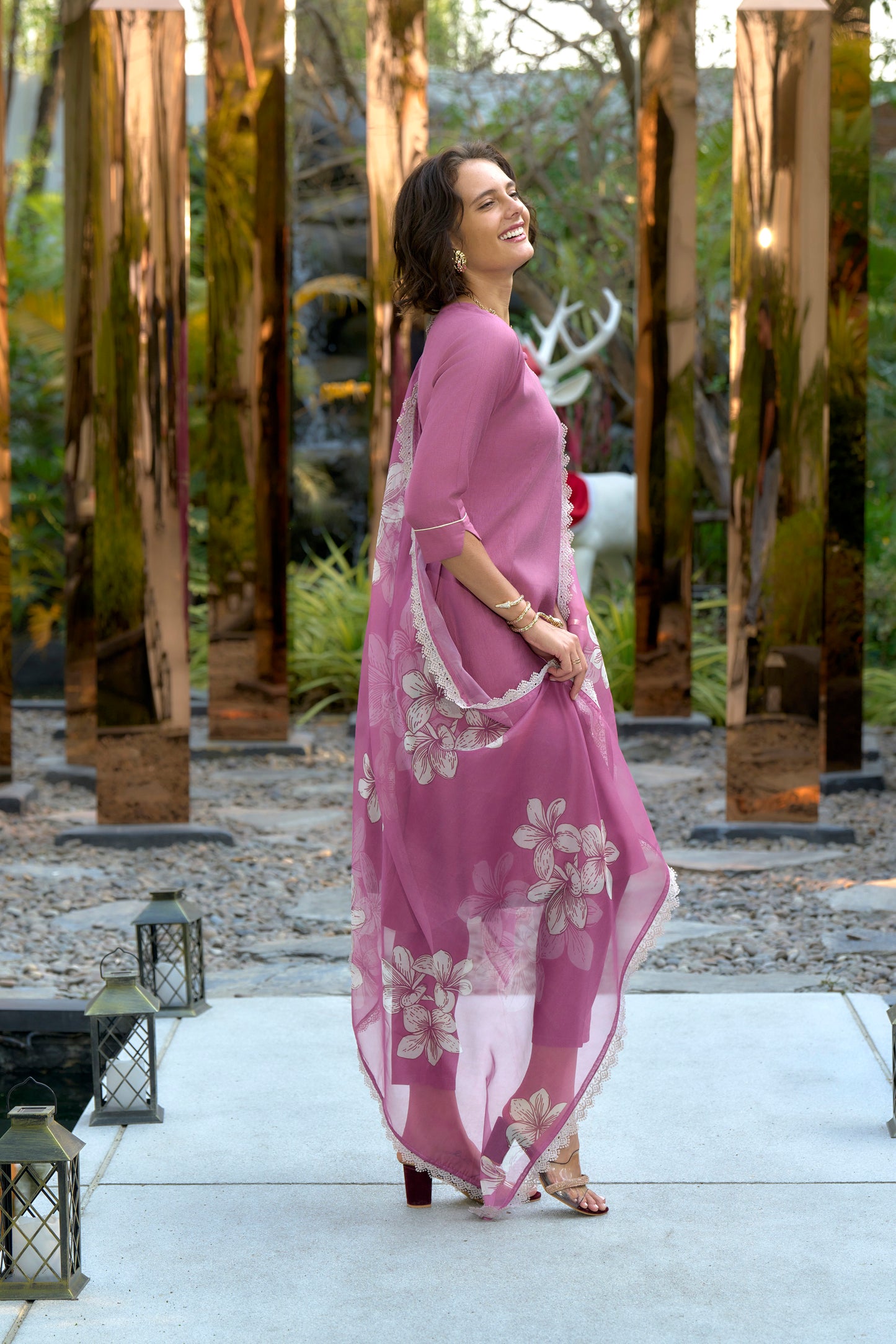 Pink Vatican Kurta Set with Embroidered Neckline and Organza Dupatta