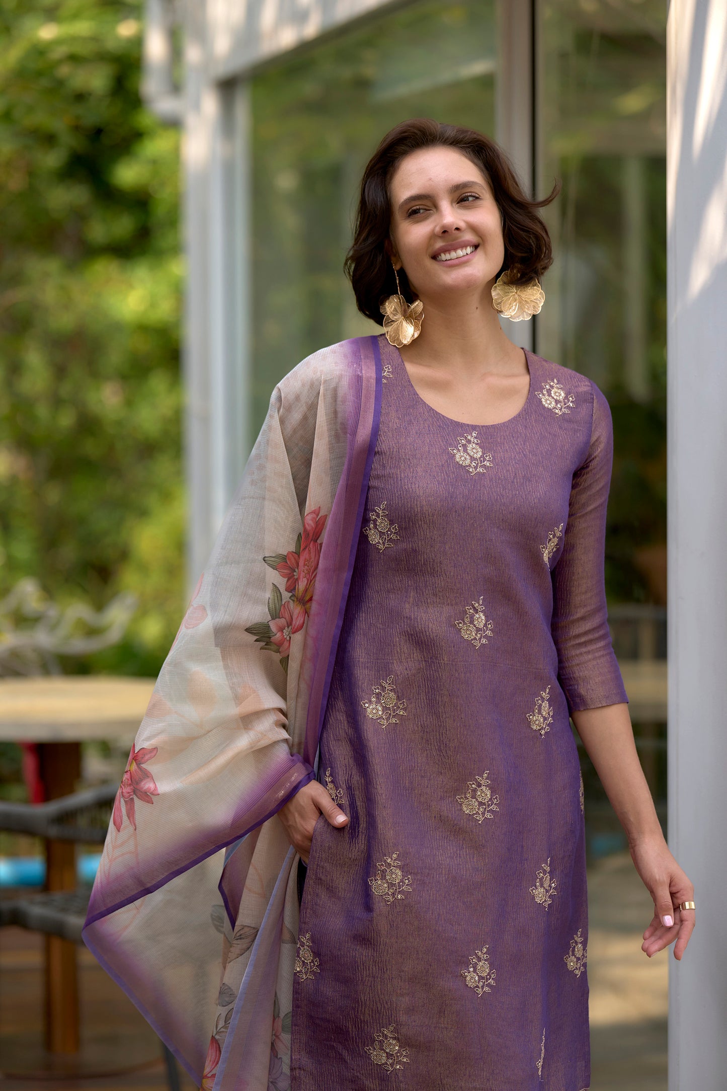 Light Purple Tissue Kurta Set with Embroidered Neckline & Matching Dupatta