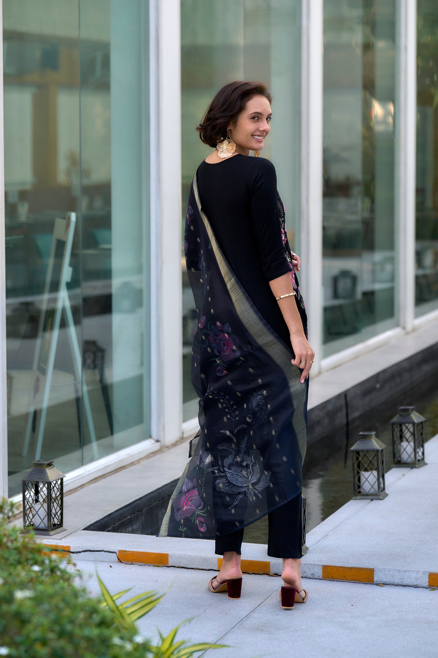 Navy Blue Embroidered Rayon Kurta Set with Organza Butti Dupatta