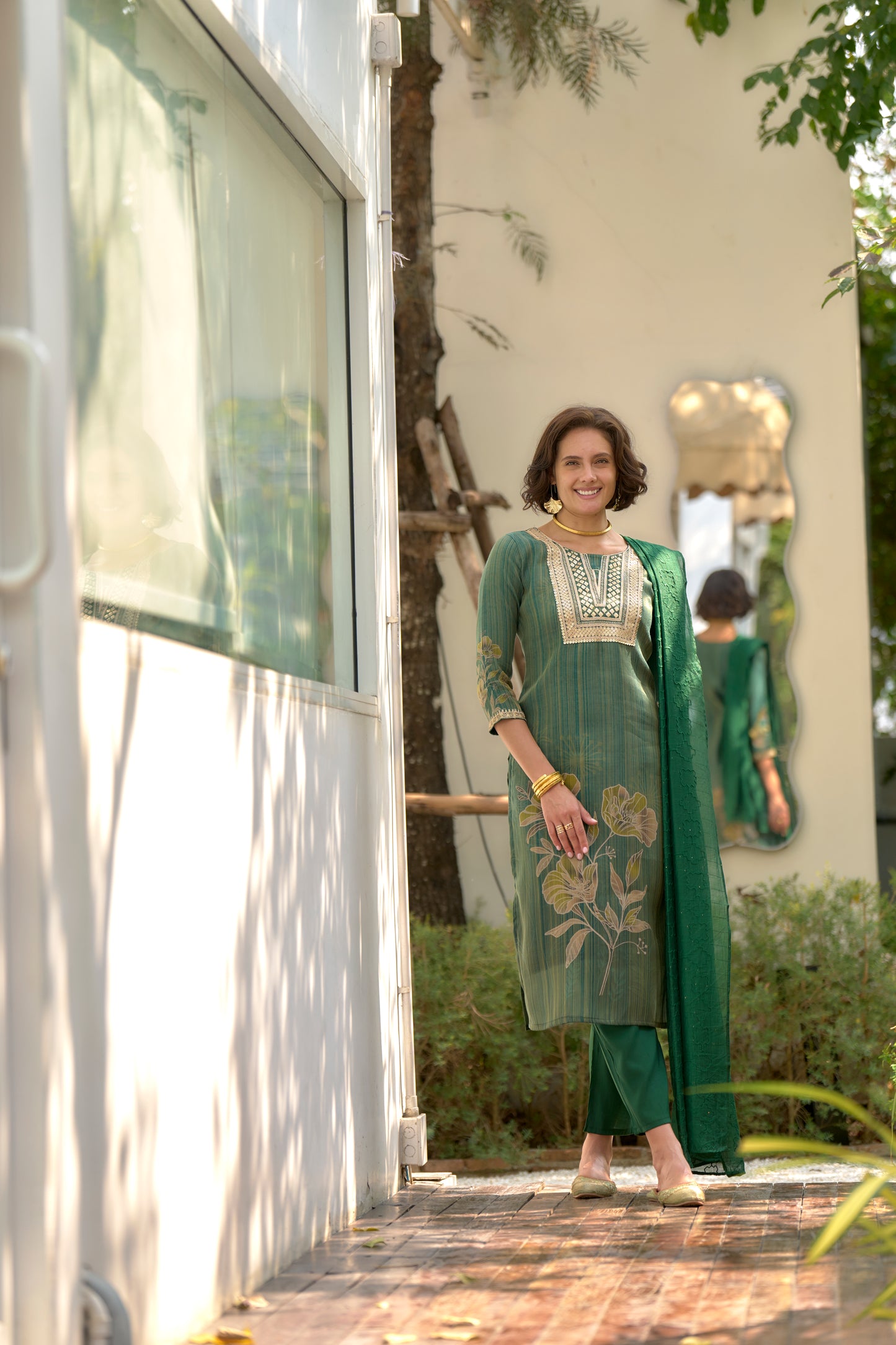 Green Tissue Floral Embroidered Kurta Set with Viscose Dupatta & Pant
