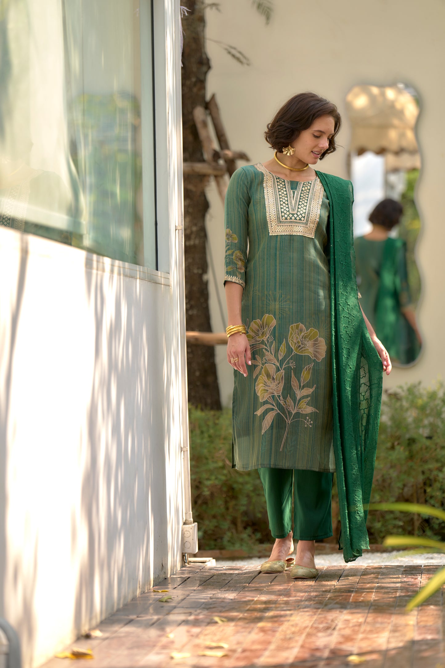 Green Tissue Floral Embroidered Kurta Set with Viscose Dupatta & Pant