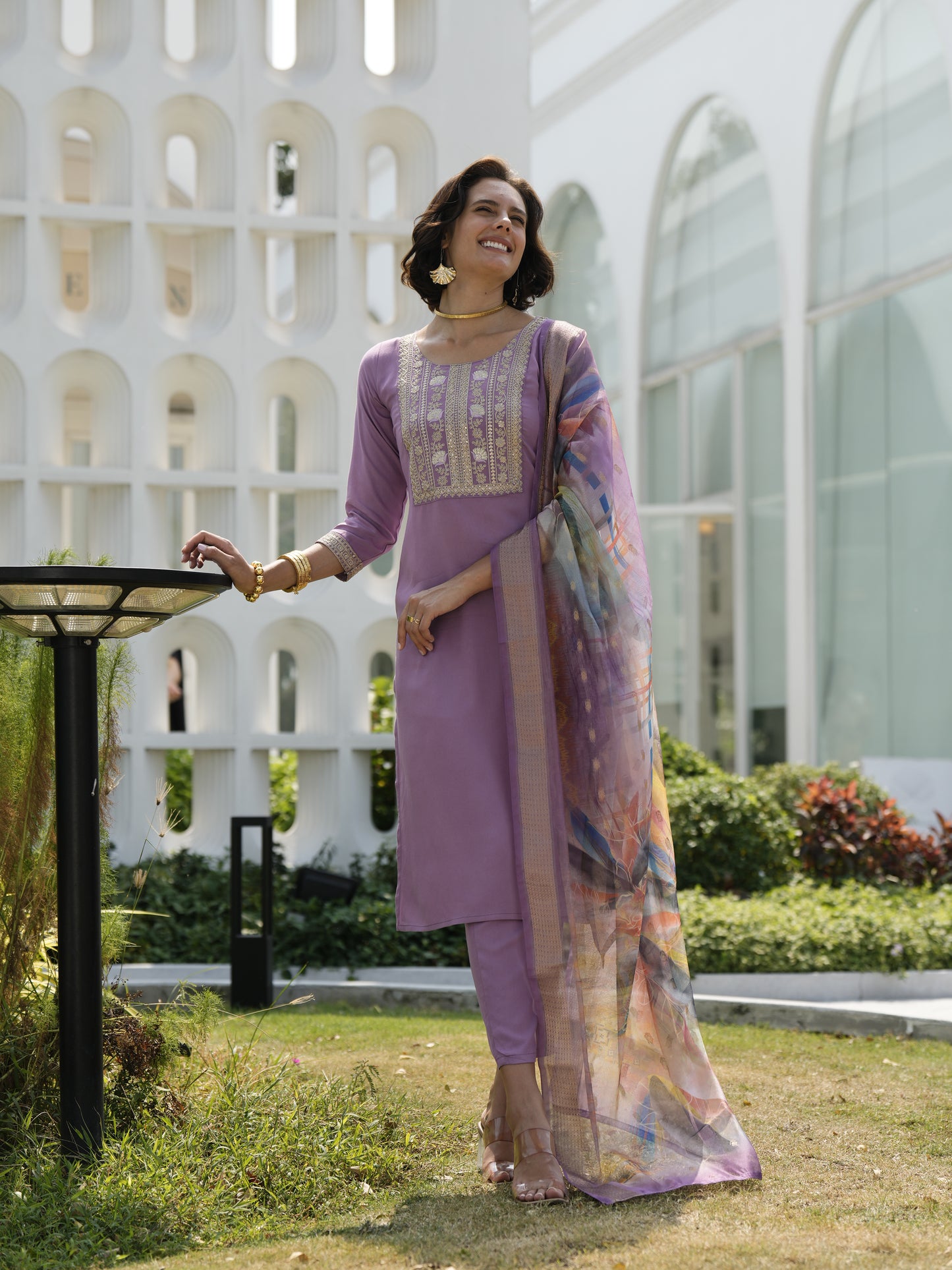 Lavender Viscose-Rayon Embroidered Kurta Set with Organza Jacquard Dupatta