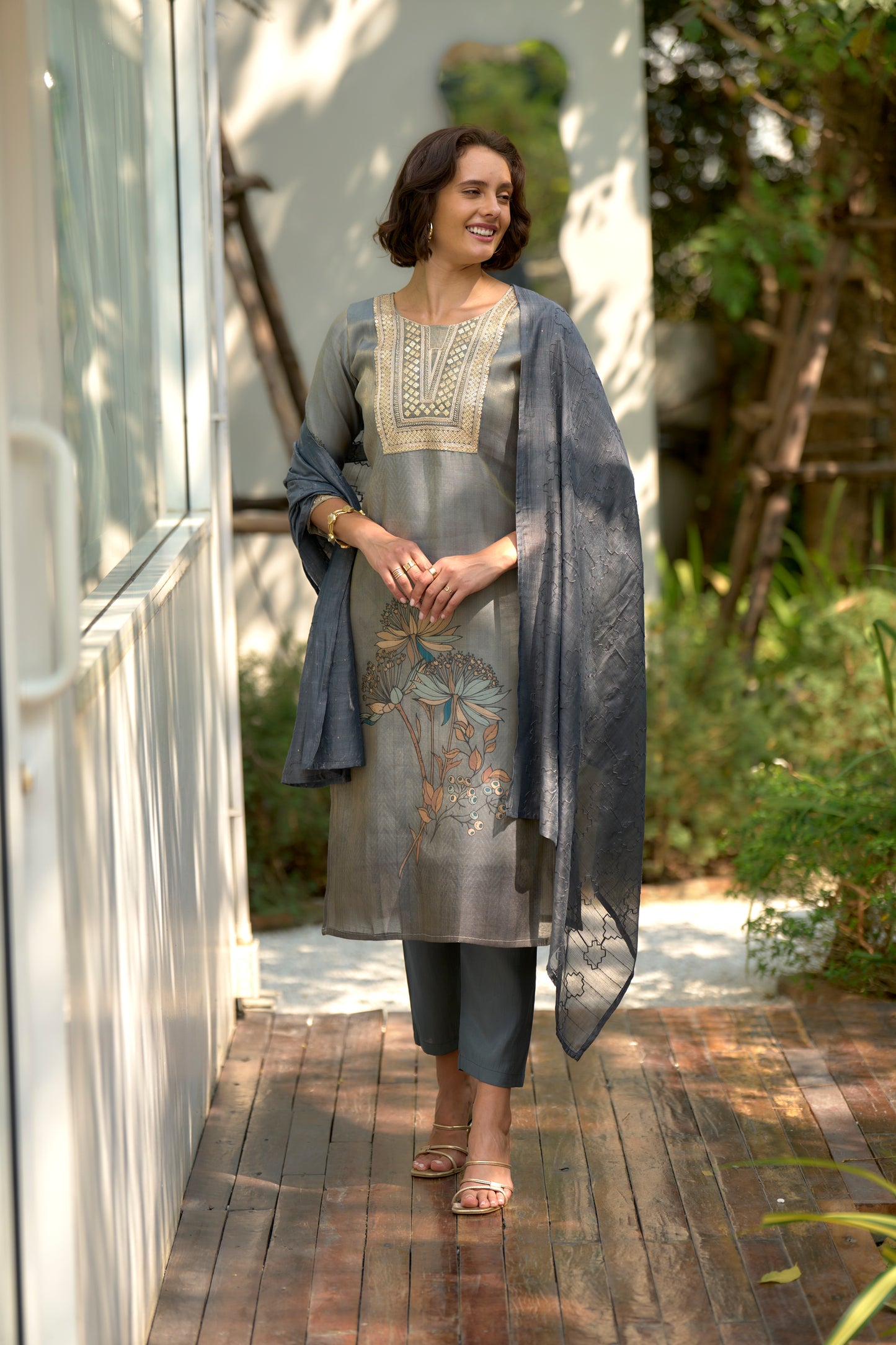 Grey Tissue Floral Embroidered Kurta Set with Viscose Dupatta & Pant