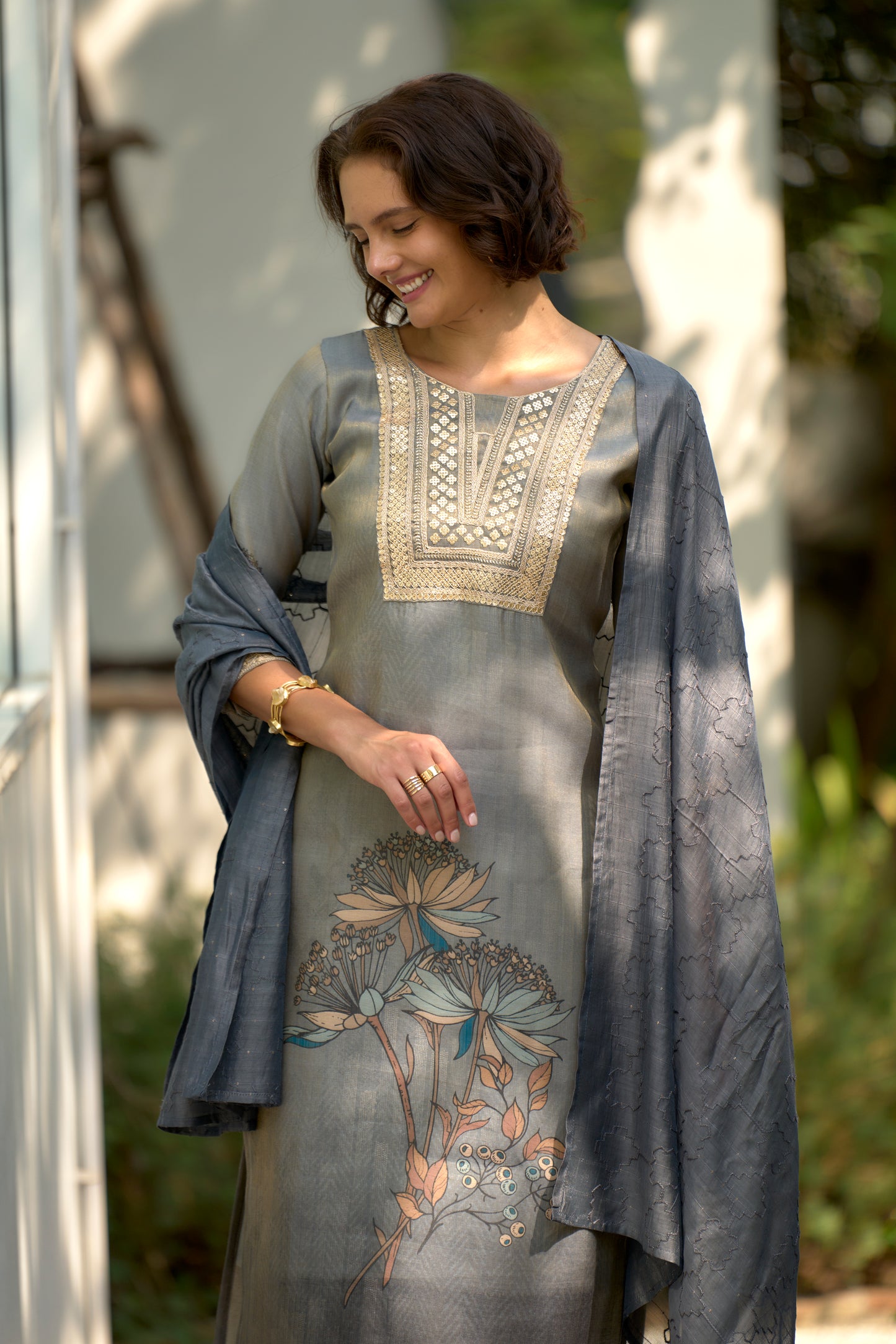 Grey Tissue Floral Embroidered Kurta Set with Viscose Dupatta & Pant