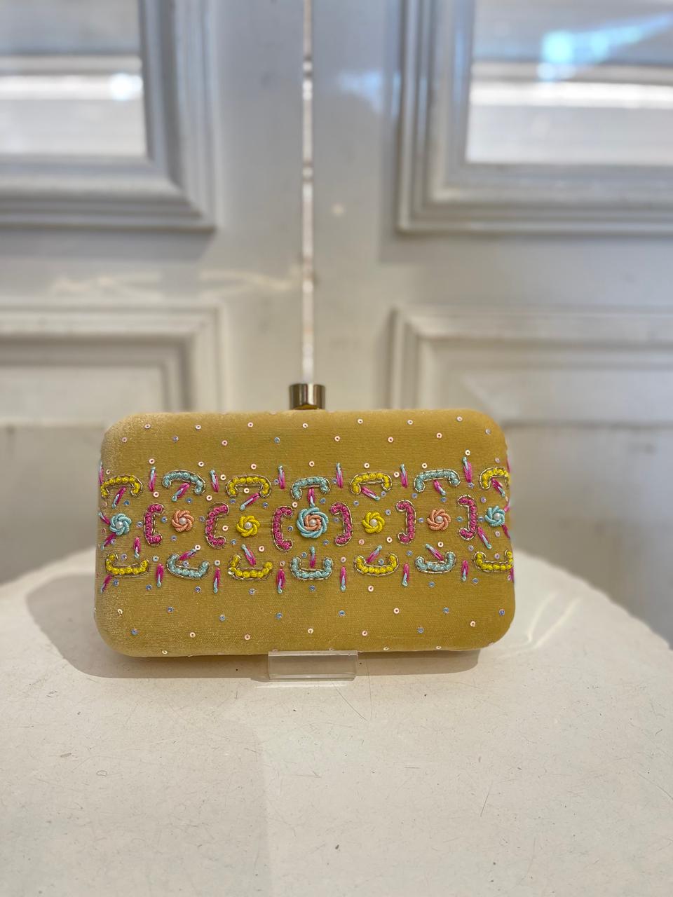 Luxury Yellow Poly Satin Clutch – Detachable Chain, Ideal for Weddings & Celebrations