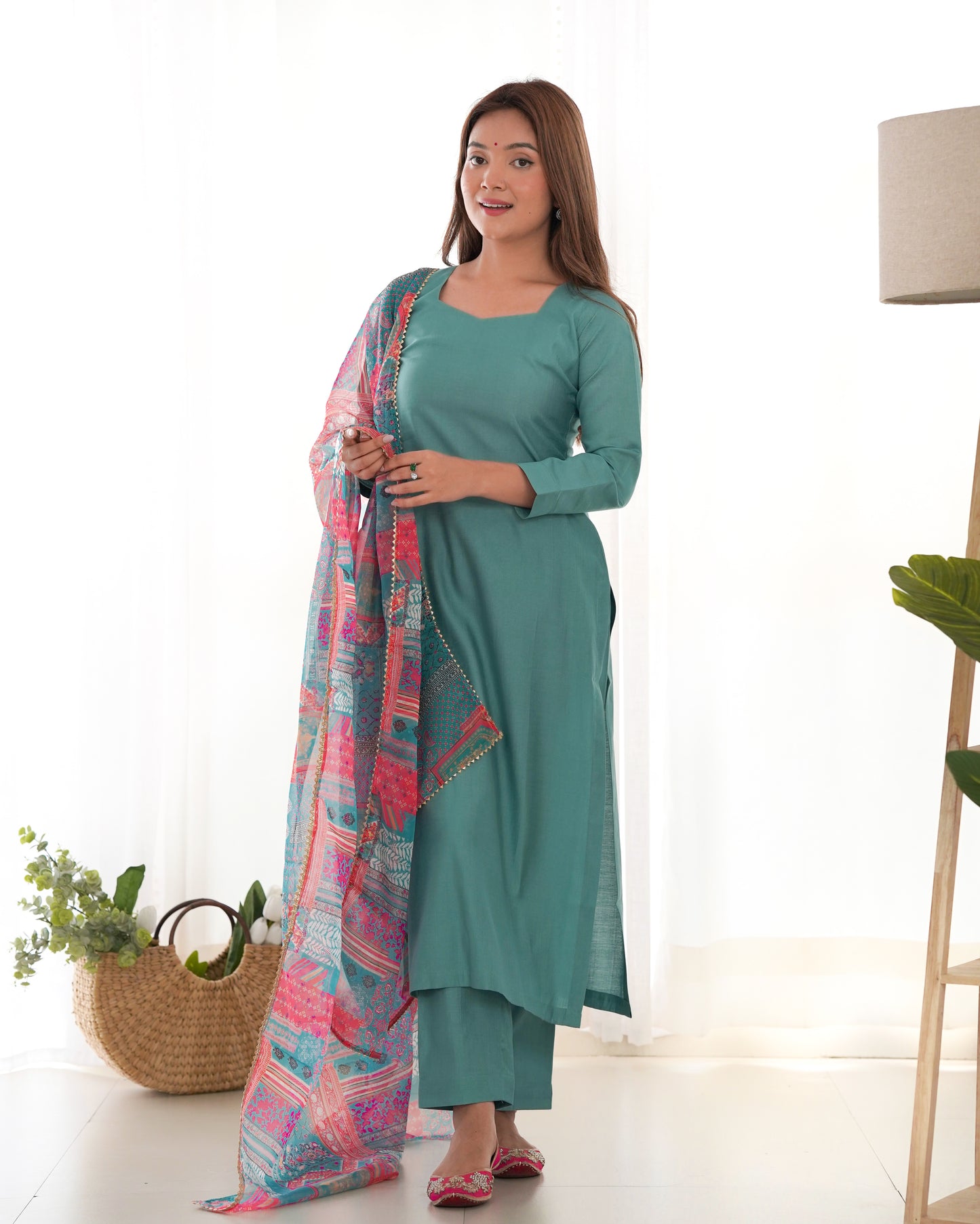 Sea Green Solid Viscose Kurta Set By Stylish Ethnic