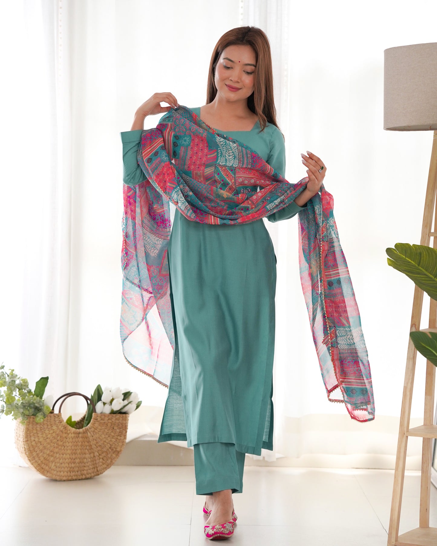 Sea Green Solid Viscose Kurta Set By Stylish Ethnic