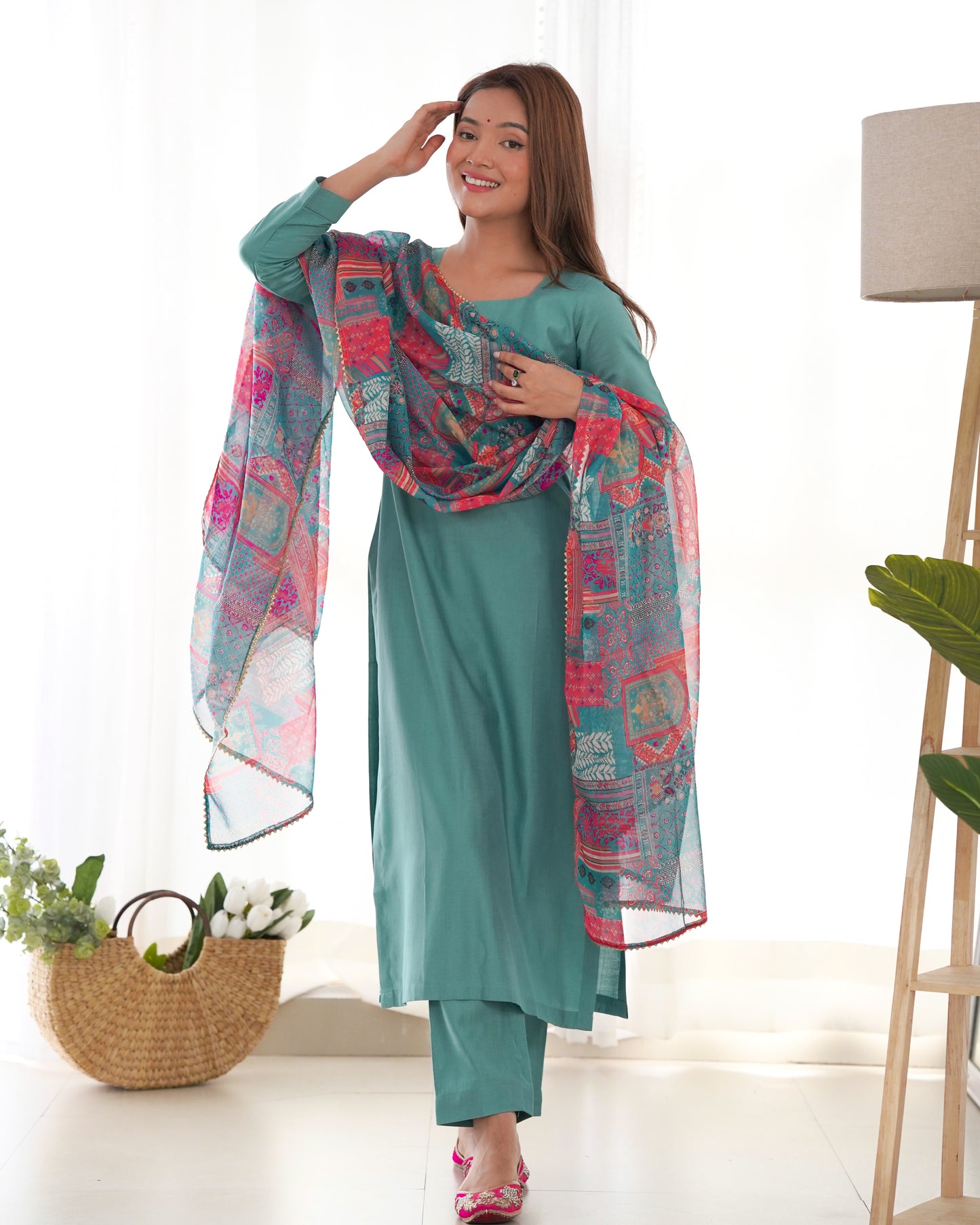 Sea Green Solid Viscose Kurta Set By Stylish Ethnic