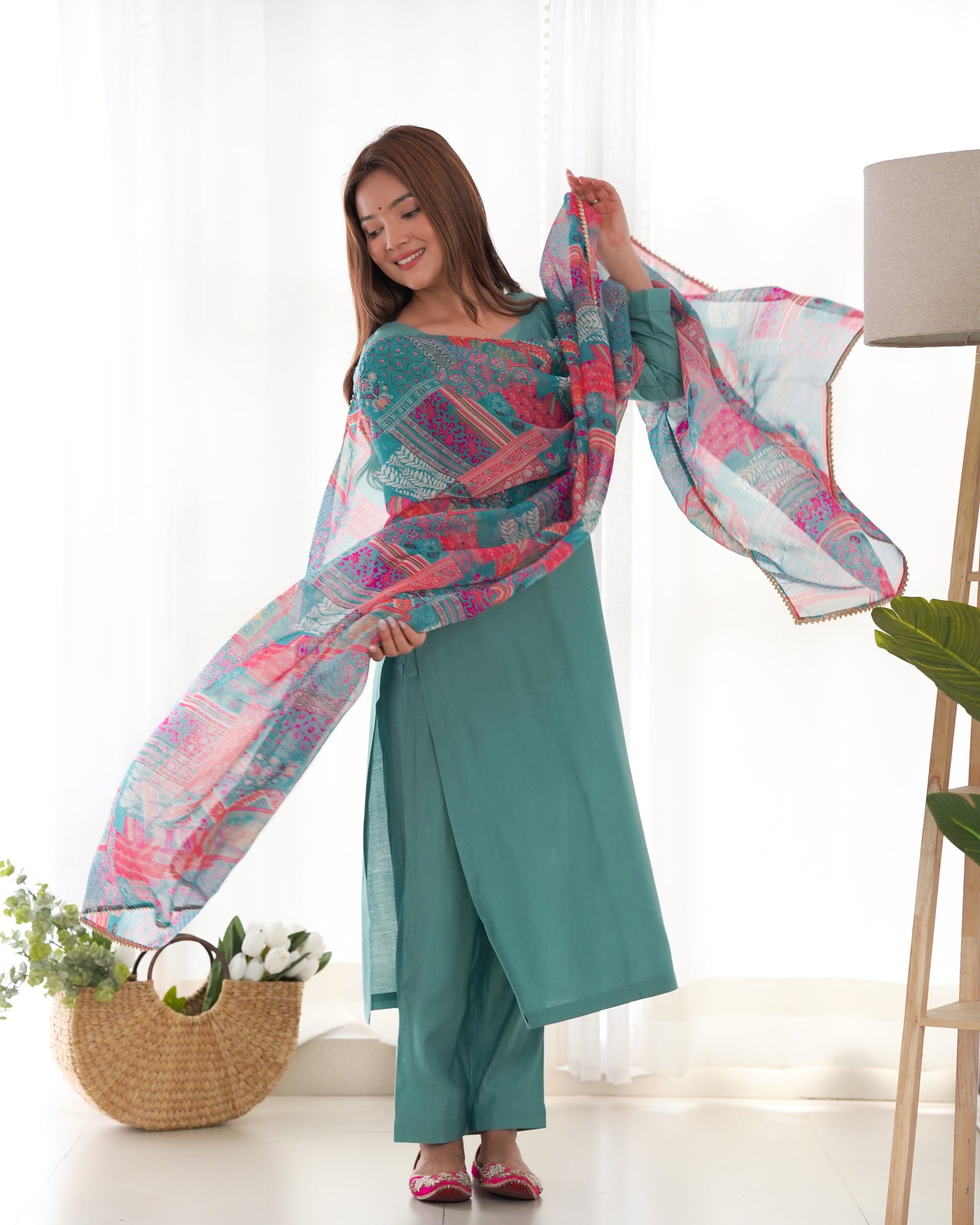Sea Green Solid Viscose Kurta Set By Stylish Ethnic