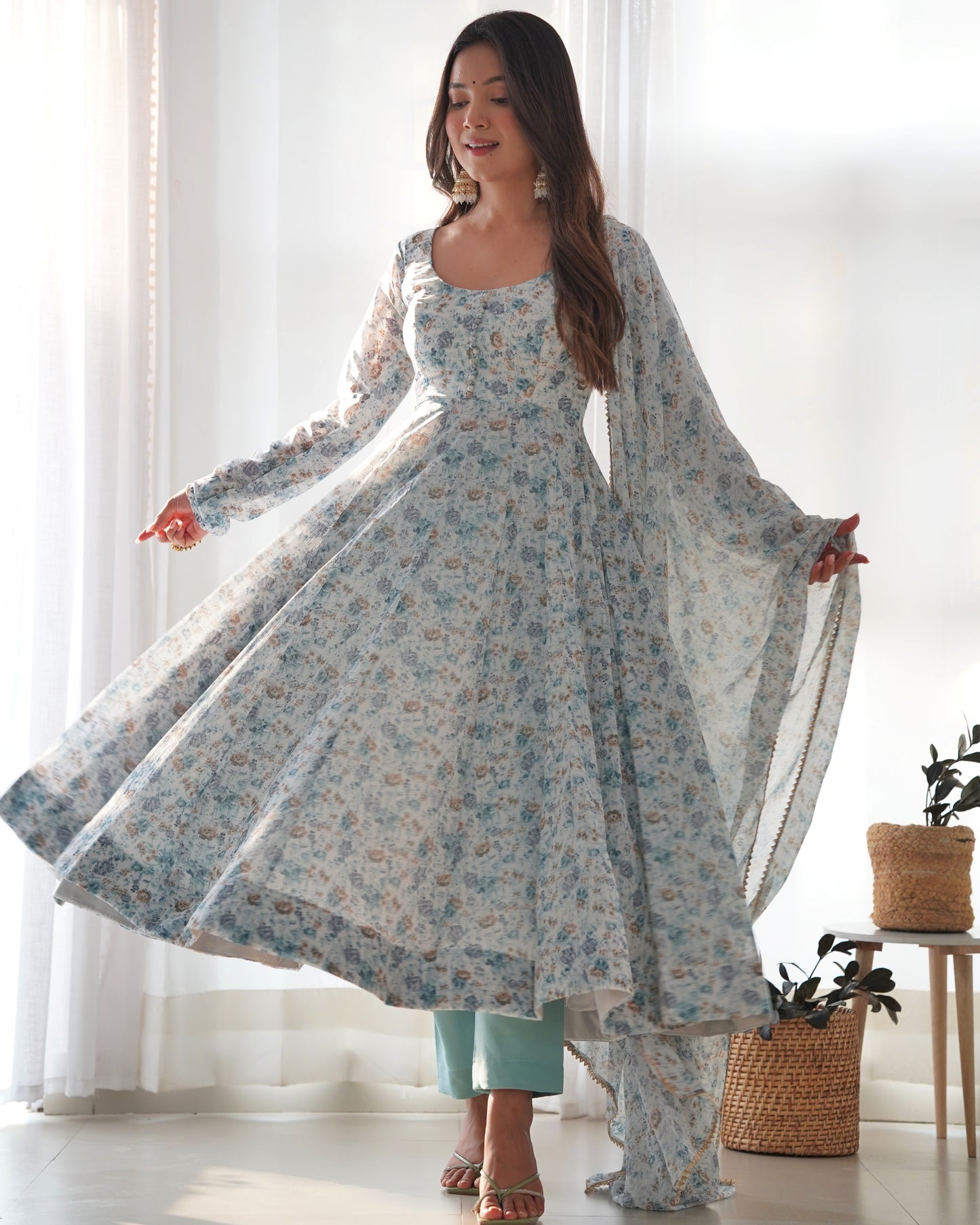 Sky Blue Floral Print Chiffon Kurta Set By Stylish Ethnic