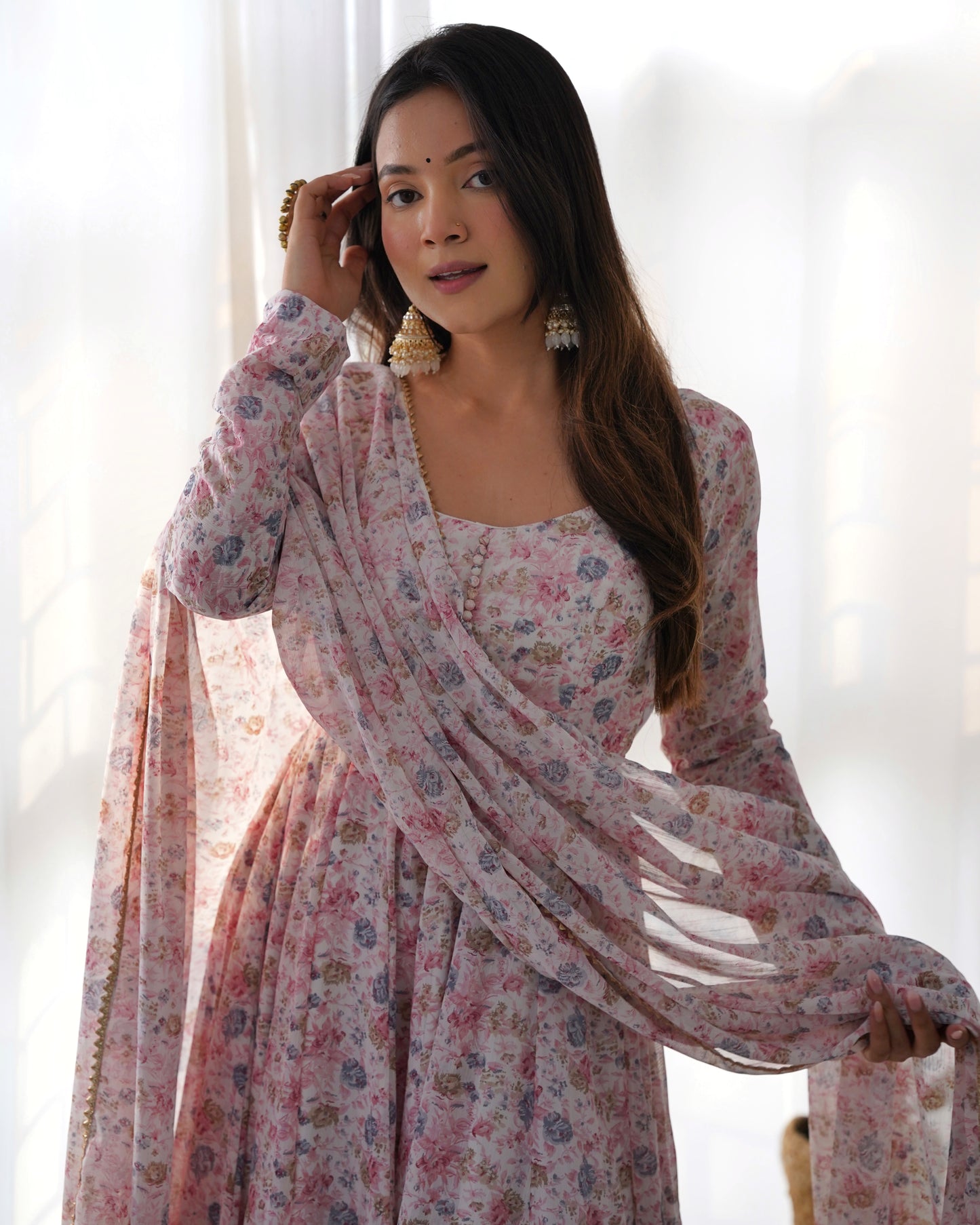 Pink Floral Print Chiffon Kurta Set By Stylish Ethnic