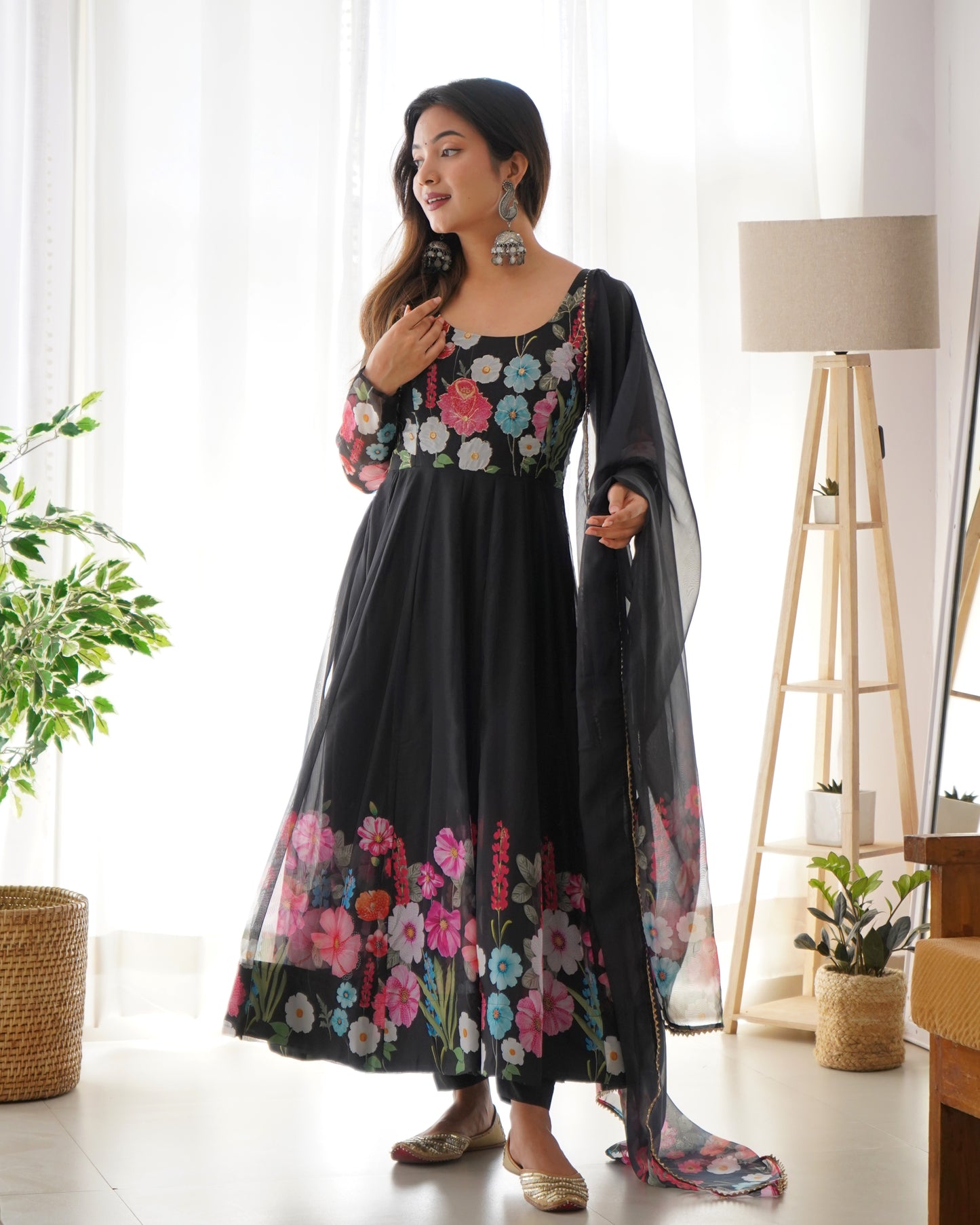 Floral Print Anarkali Black Kurta Set With Dupatta By Stylish Ethnic