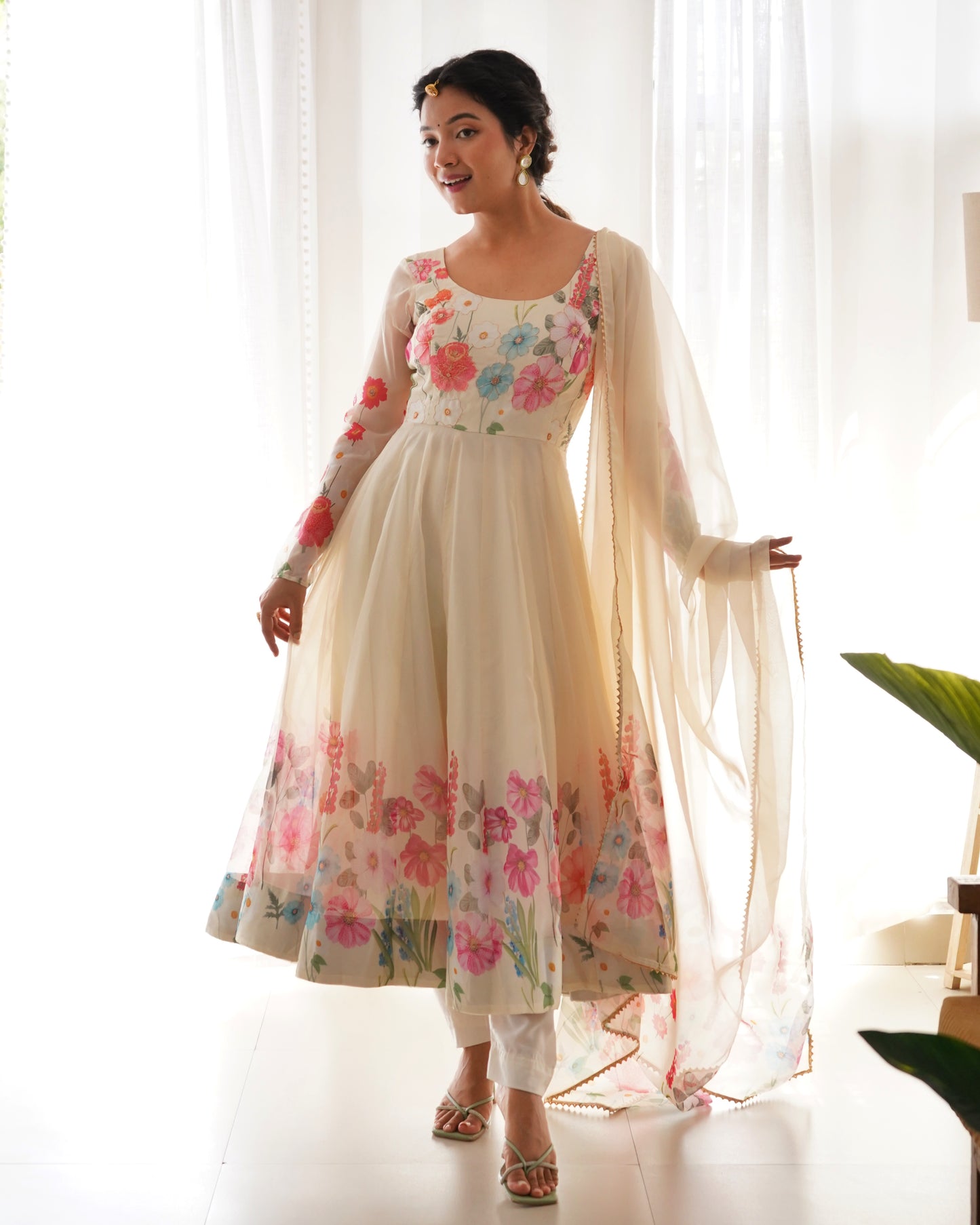 Floral Print Anarkali Cream Kurta Set With Dupatta By Stylish Ethnic
