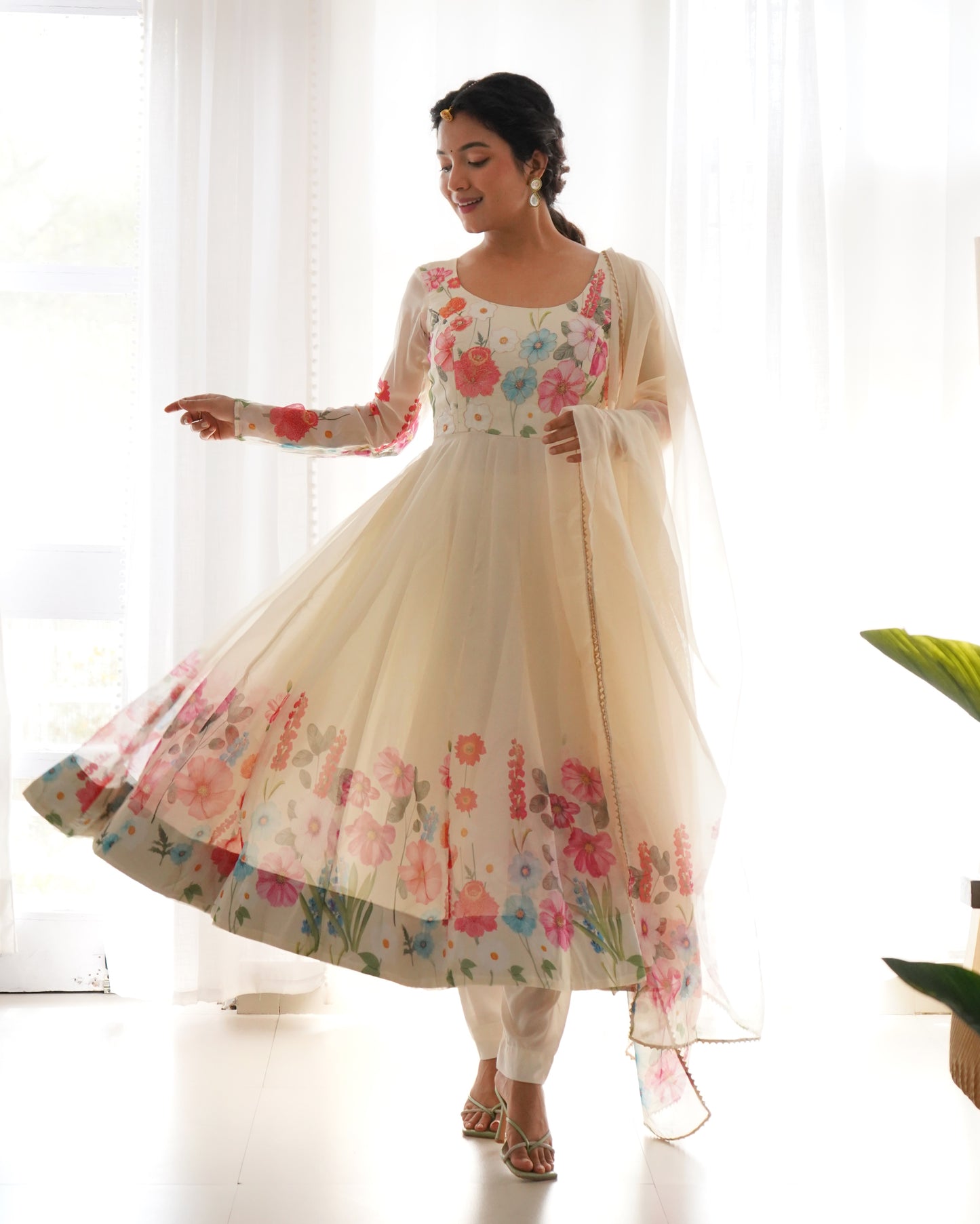 Floral Print Anarkali Cream Kurta Set With Dupatta By Stylish Ethnic