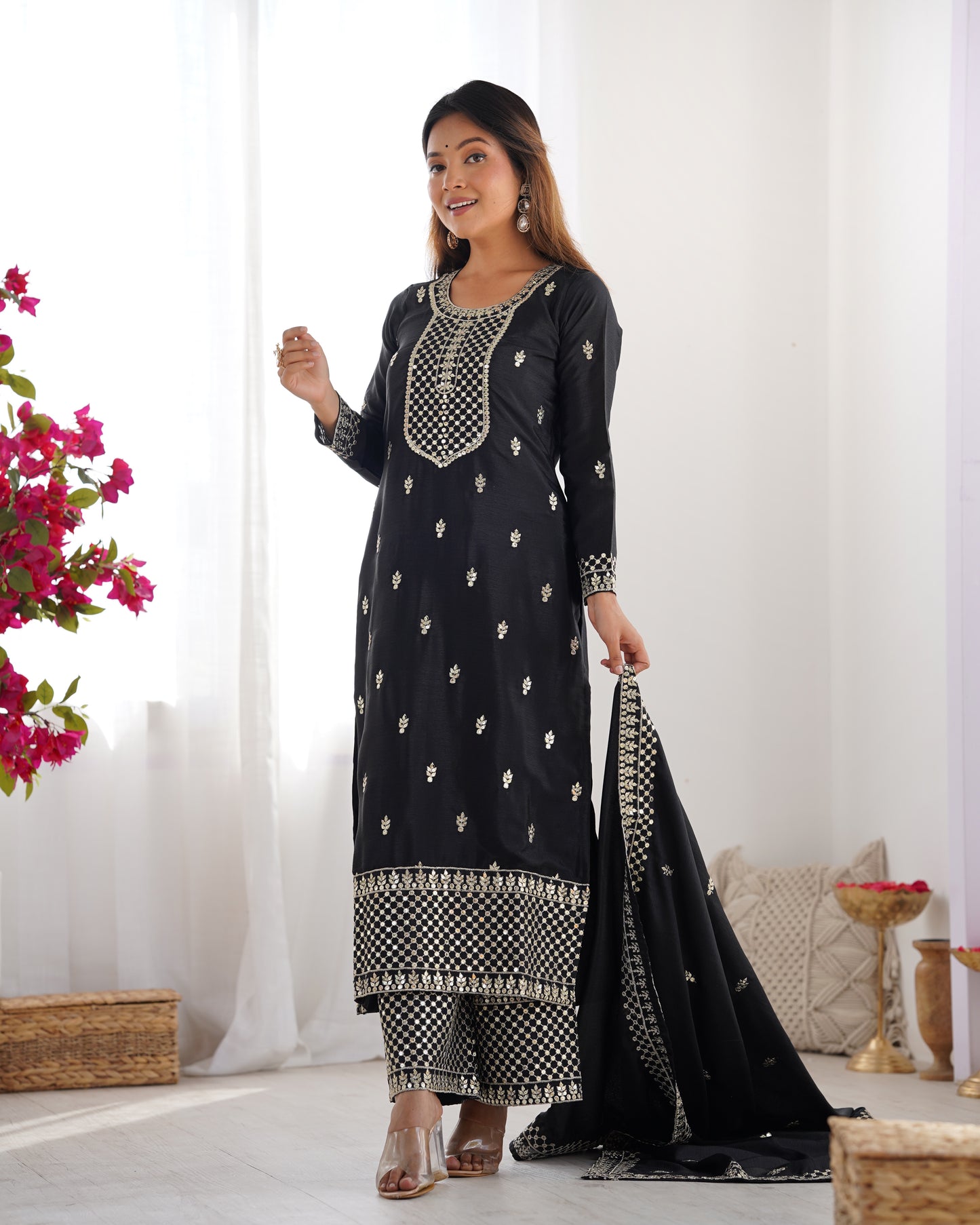 Elegant Pure Chinon Silk Black Kurta Set with Embroidery and Jari Work