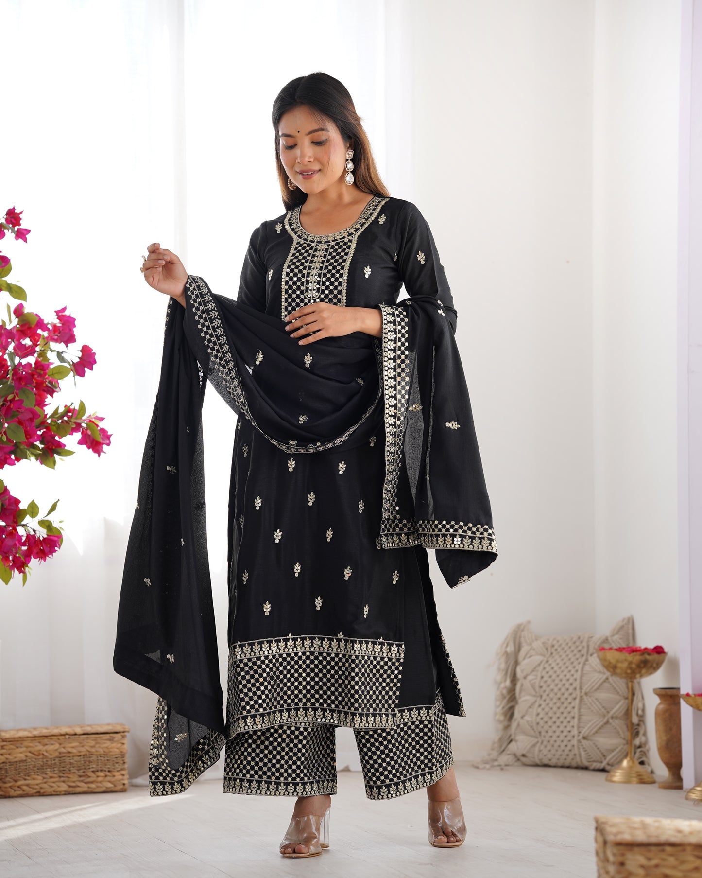 Elegant Pure Chinon Silk Black Kurta Set with Embroidery and Jari Work