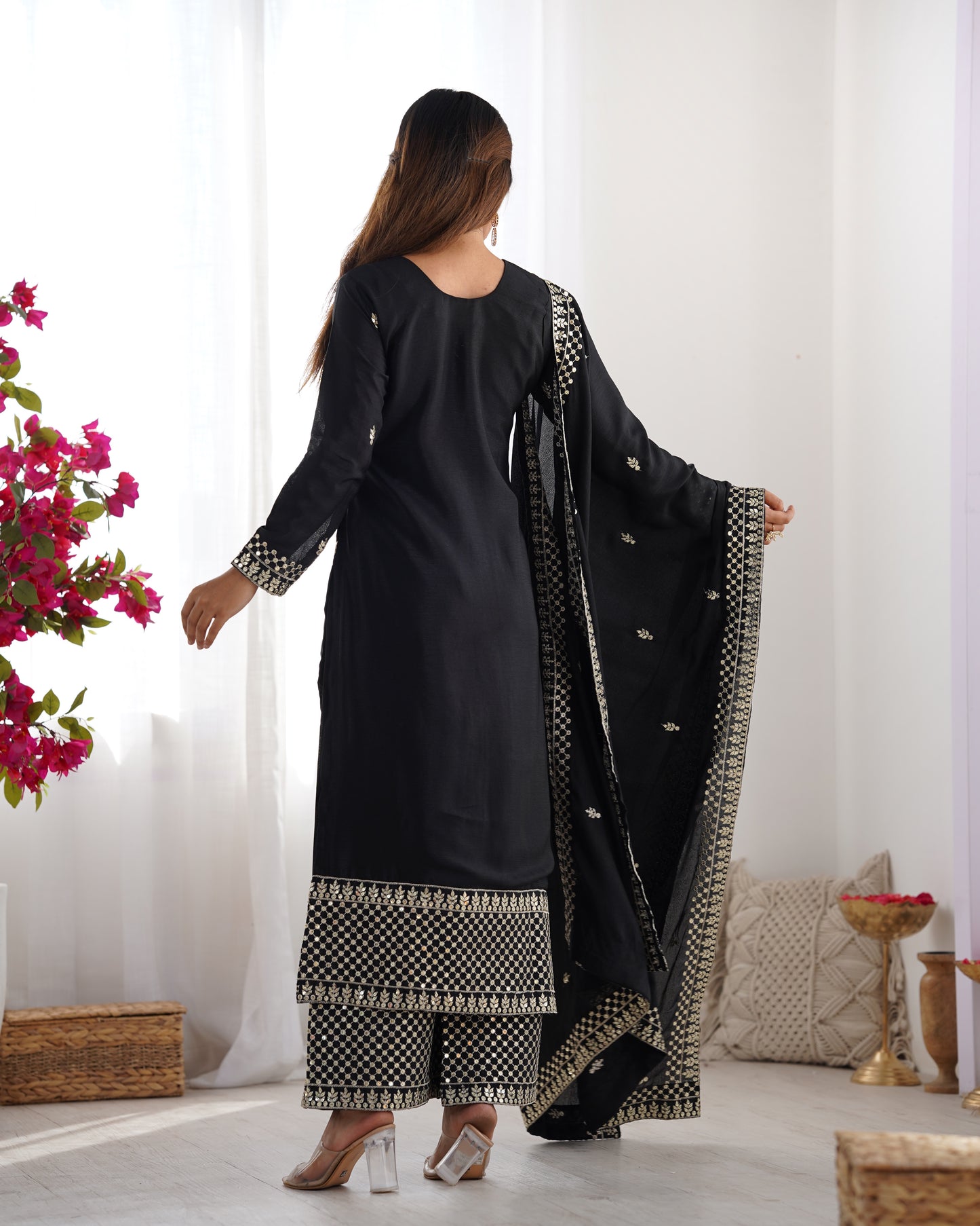 Elegant Pure Chinon Silk Black Kurta Set with Embroidery and Jari Work