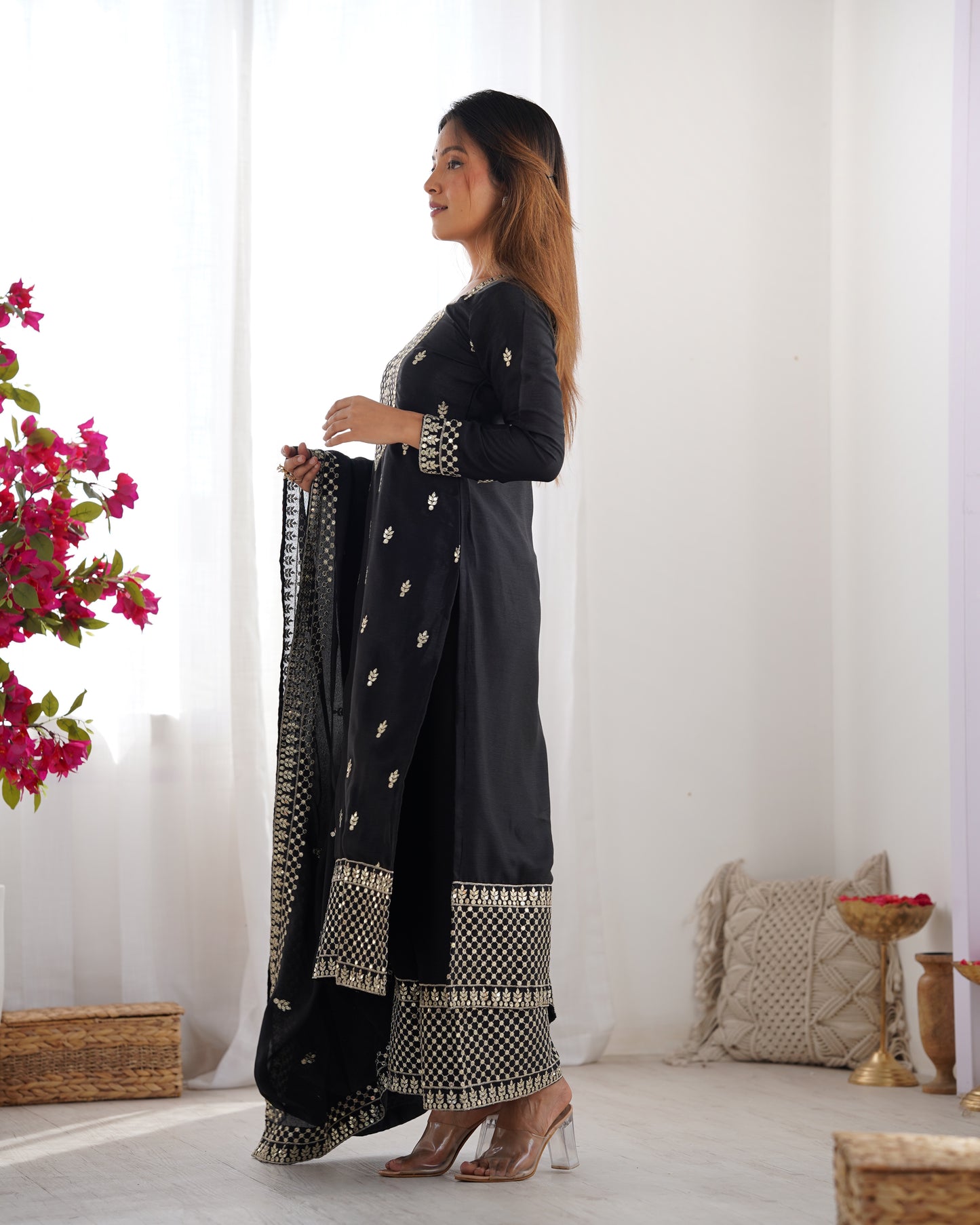 Elegant Pure Chinon Silk Black Kurta Set with Embroidery and Jari Work