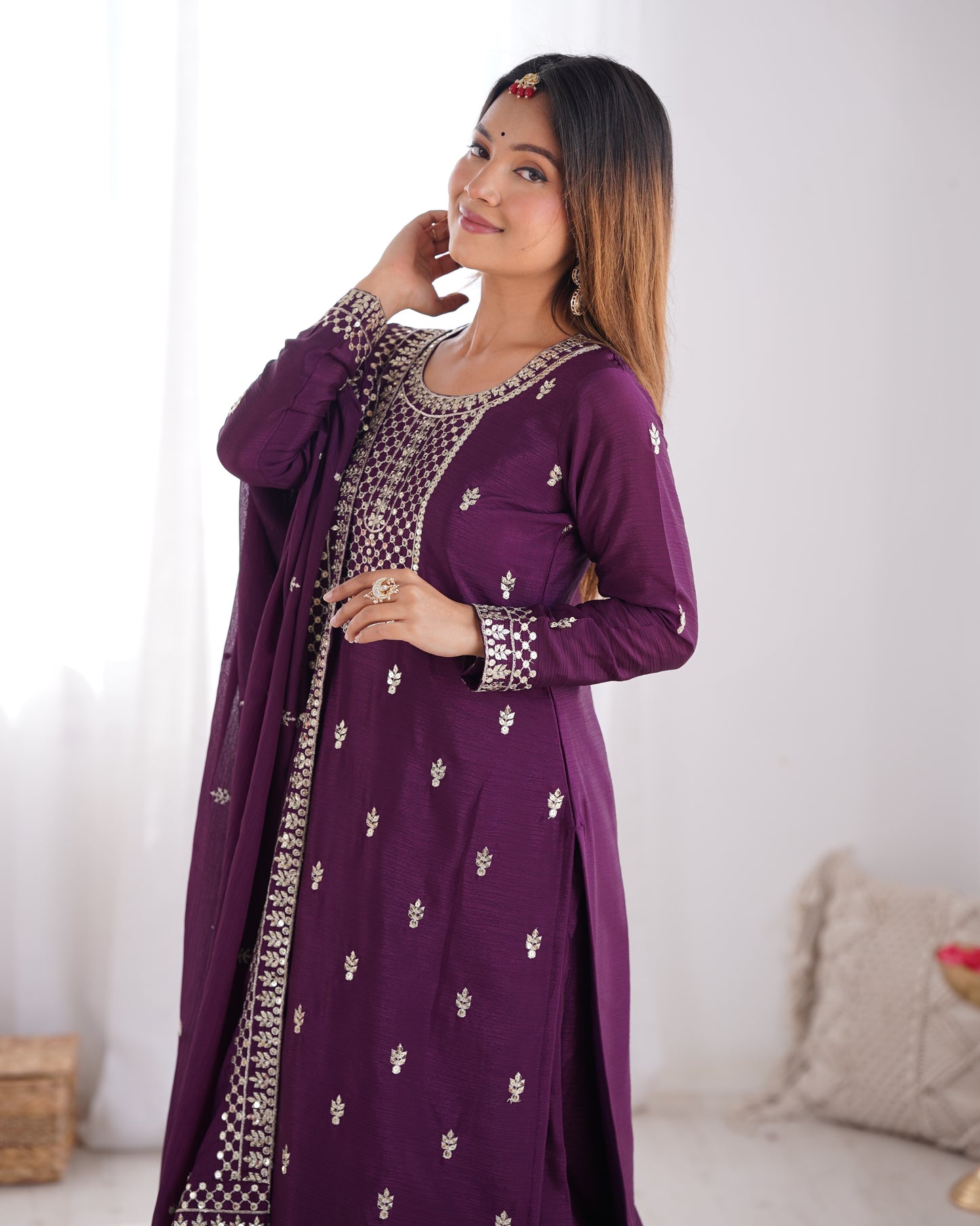 Elegant Pure Chinon Silk Purple Kurta Set with Embroidery and Jari Work