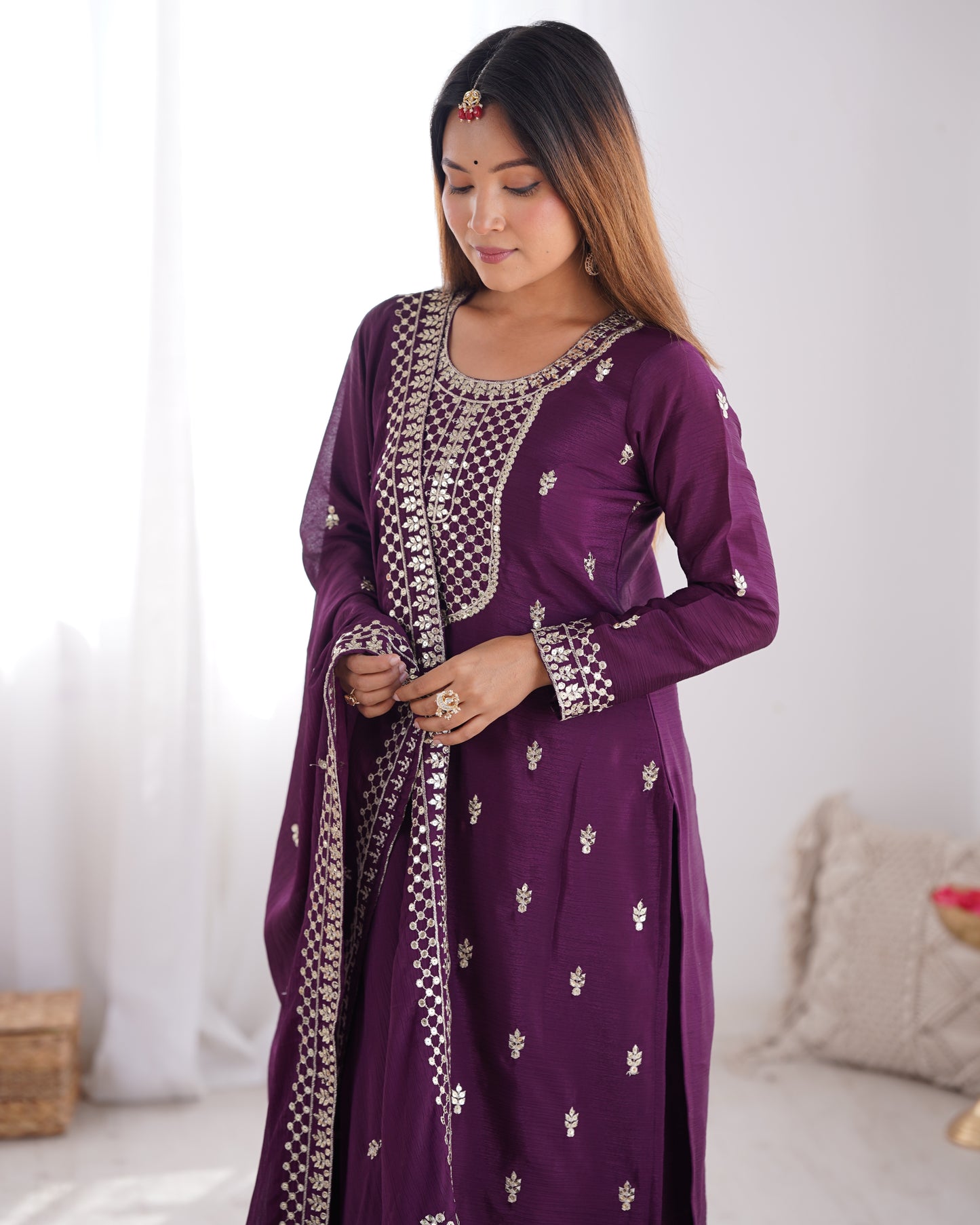 Elegant Pure Chinon Silk Purple Kurta Set with Embroidery and Jari Work