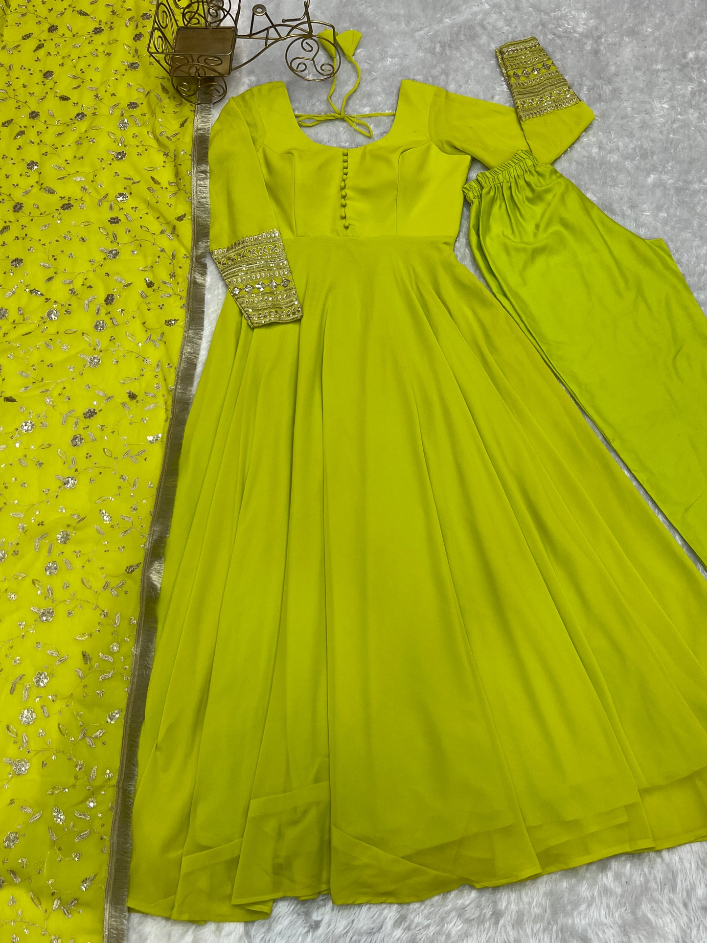 Luxurious Fox Georgette Perrot Green Gown Set with Heavy Sequins and Jari Work