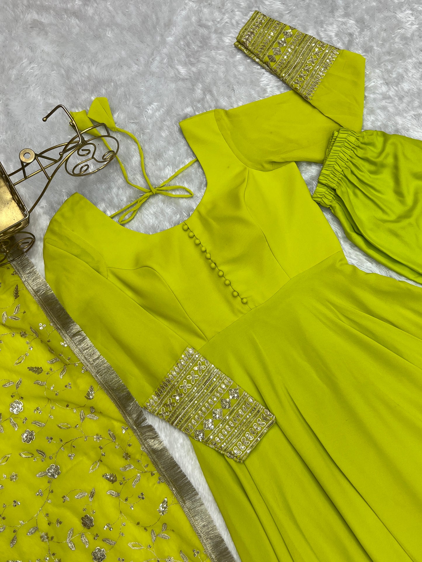 Luxurious Fox Georgette Perrot Green Gown Set with Heavy Sequins and Jari Work