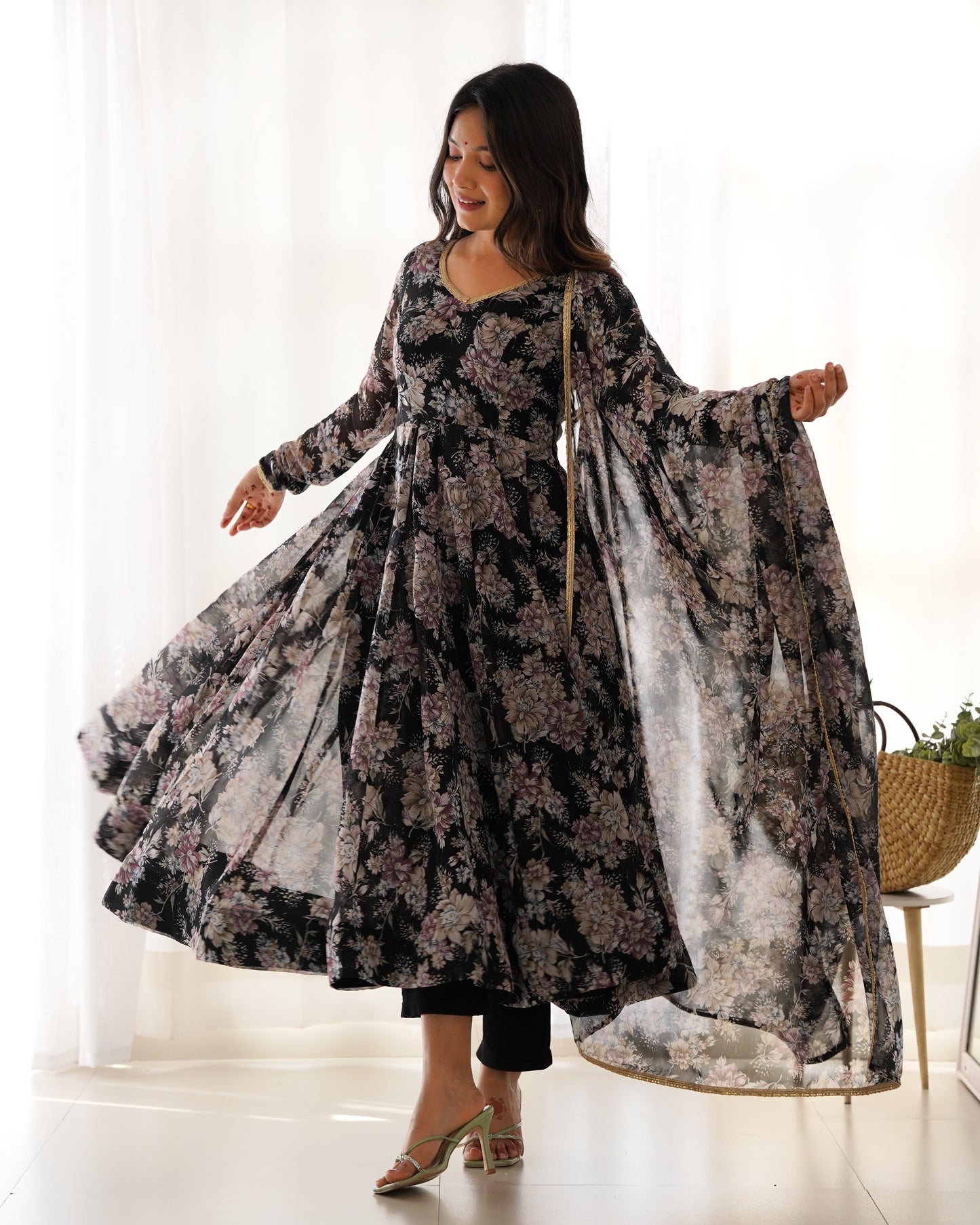 Black Color Georgette Three Piece Anarkali Suit By Stylish Ethnic