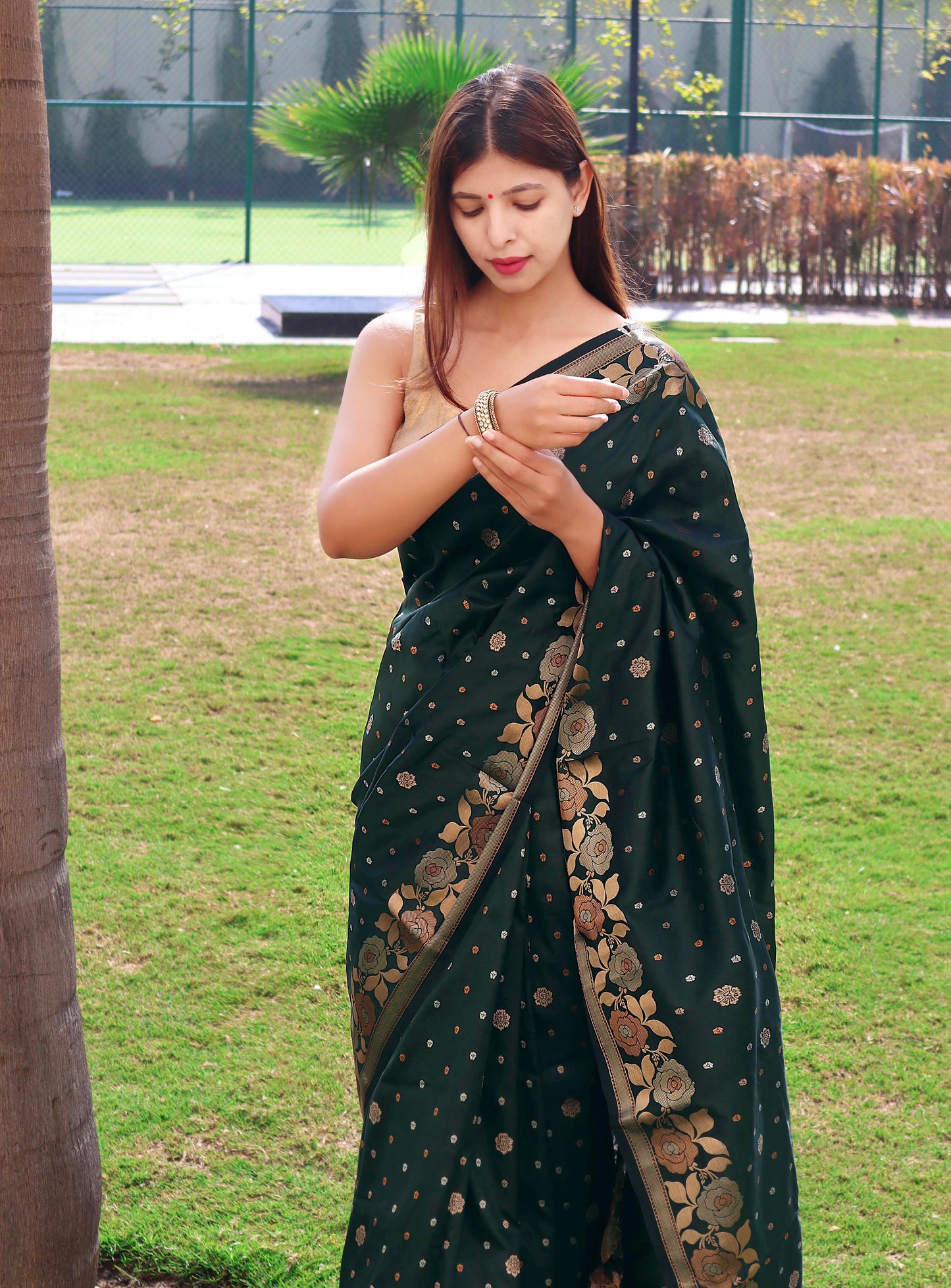 Antique Green Pure Soft Silk Saree with Triple Zari Weaving