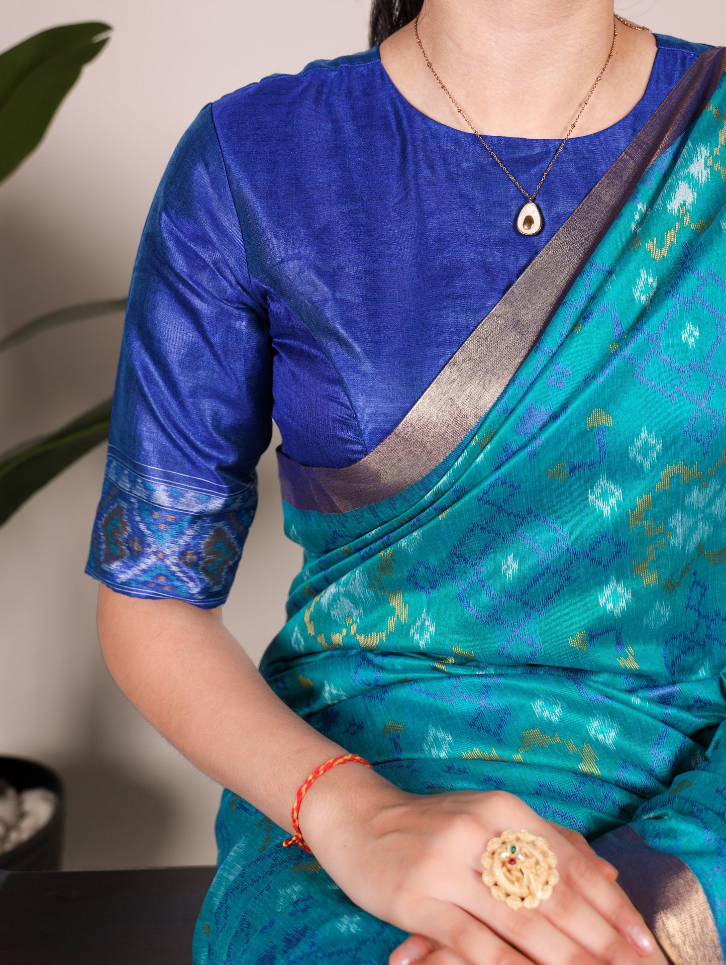 Firozi Patola Love Jacquard Silk Saree with Zari Weaving Work & Unstitched Blouse