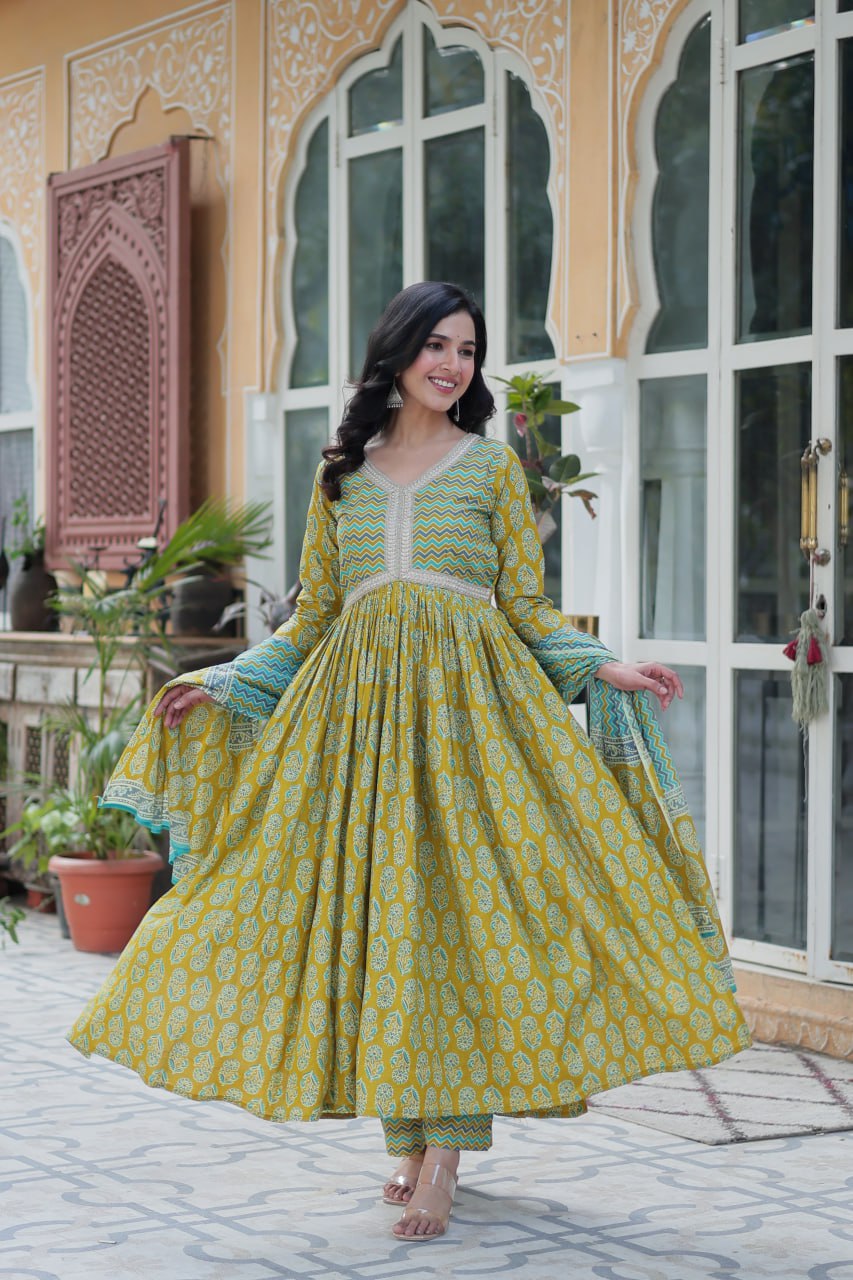 Pure Cotton Green Kurta Set with Fancy V Neck and Adjustable Waist Bottom