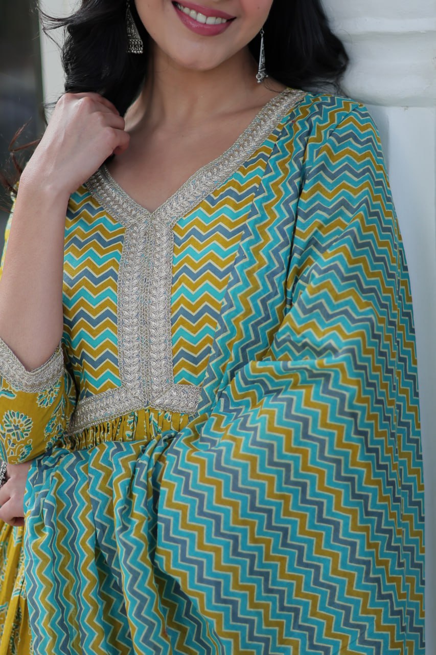 Pure Cotton Green Kurta Set with Fancy V Neck and Adjustable Waist Bottom