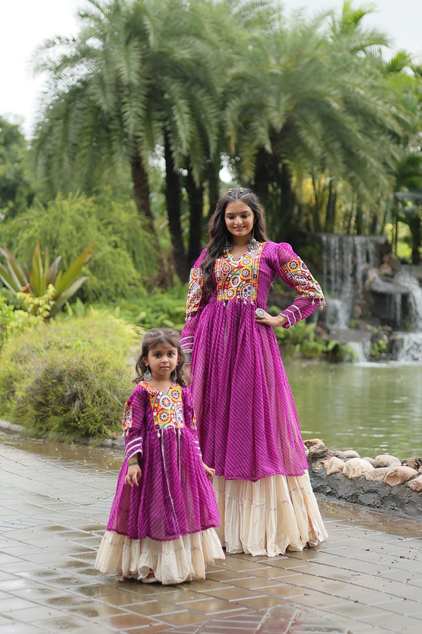Mother Daughter Matching Lehenga With Gamthi Work Purple Navaratri Combo By Stylish Ethnic