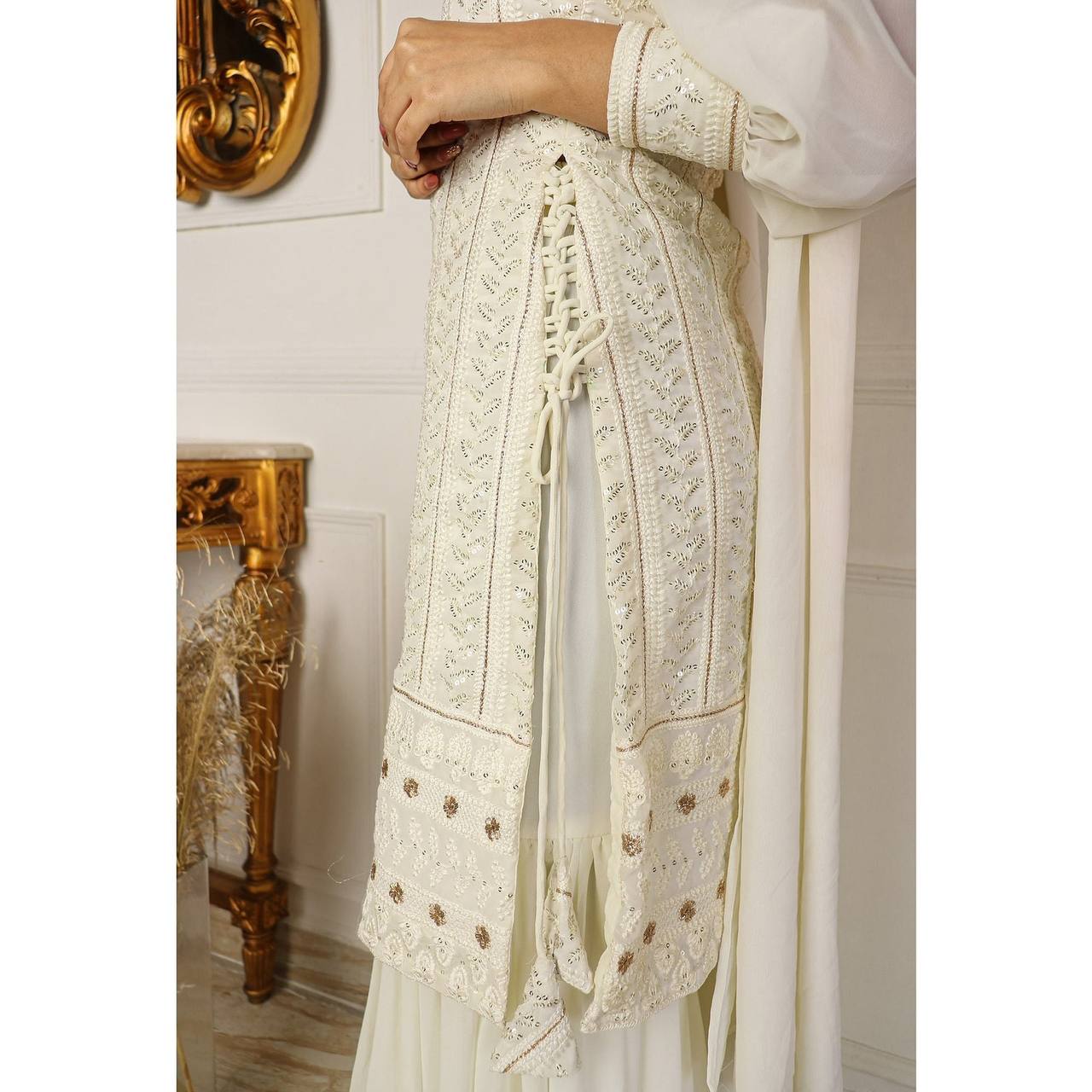 Lakhnavi Off White Kurta With Sharara & Dupatta Set By Stylish Ethnic