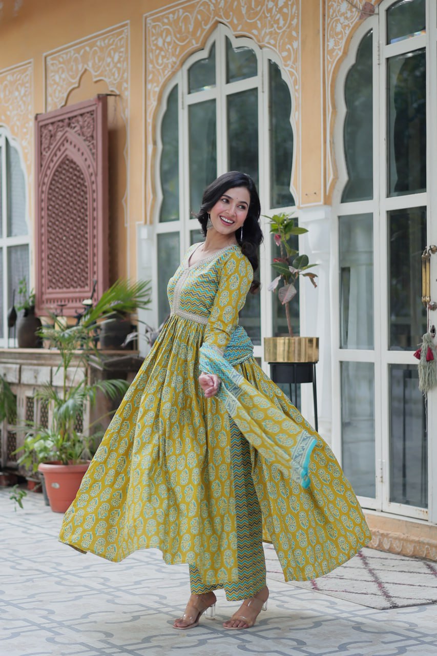 Pure Cotton Green Kurta Set with Fancy V Neck and Adjustable Waist Bottom