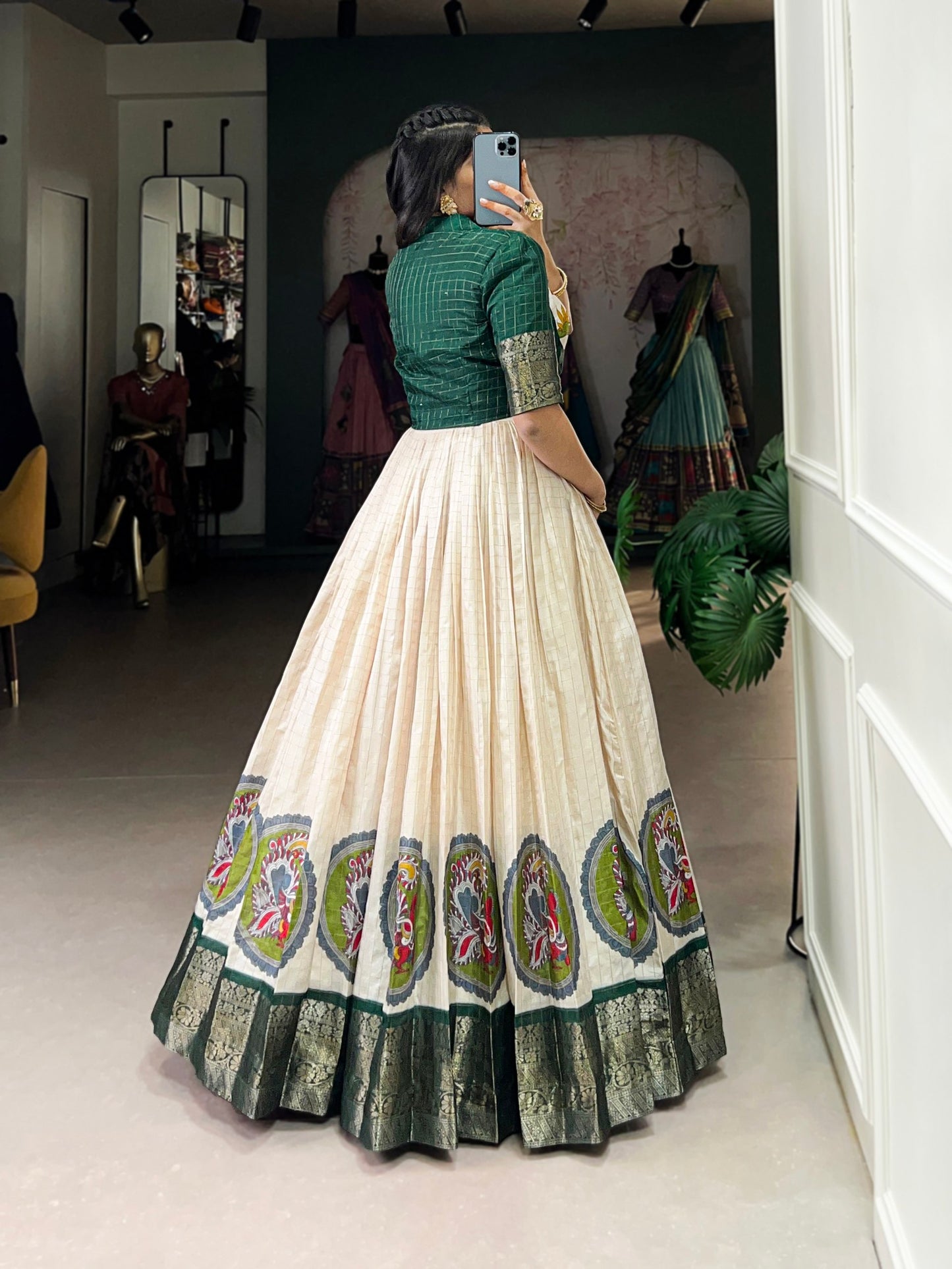 Elegant Dola Silk Kalamkari Print Green Gown with Zari Weaving Koti | Ethnic Wear for Women