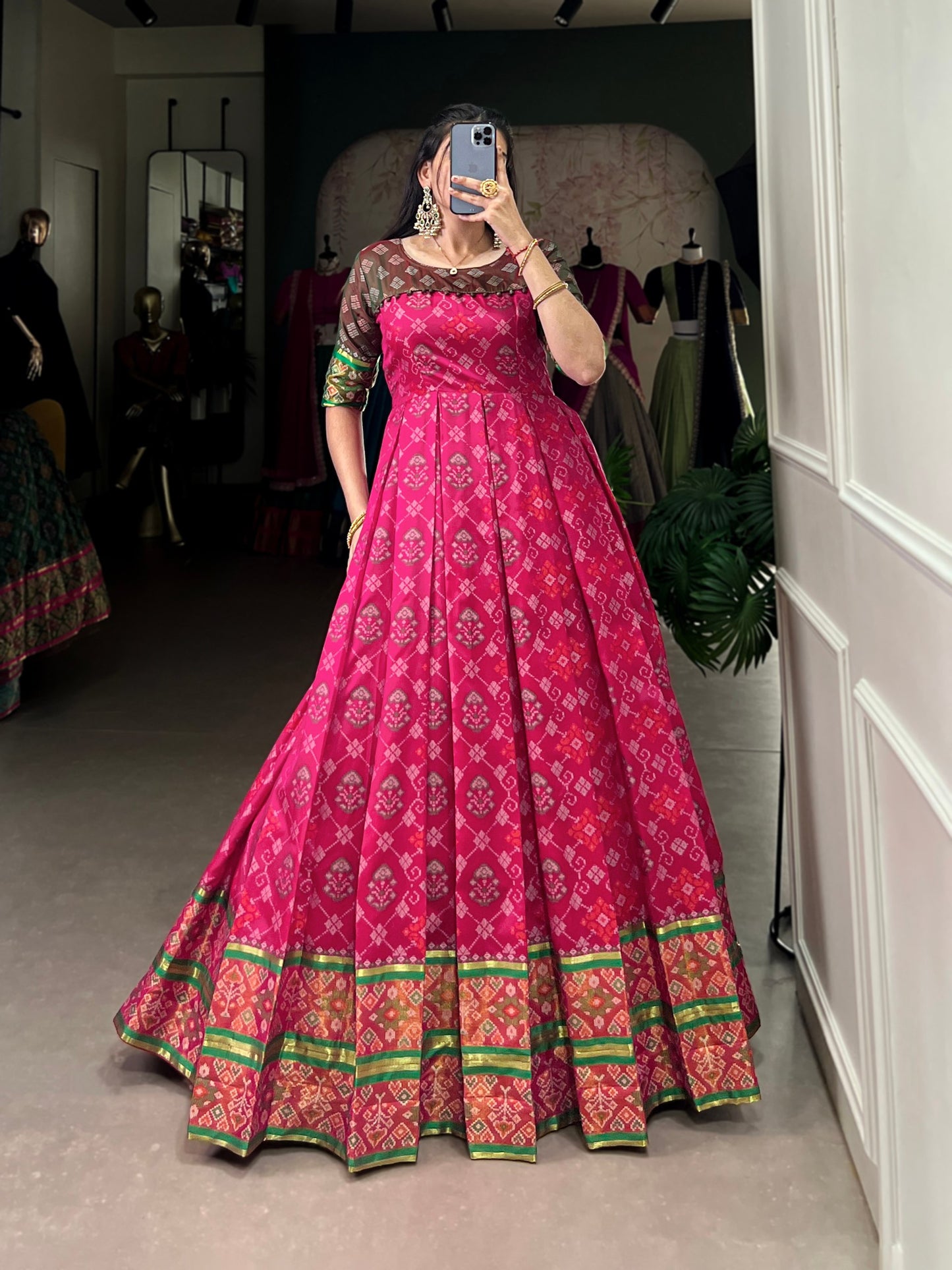 Pink Patola Printed Jacquard Silk Zari Weaving Work Kanjivaram Gown