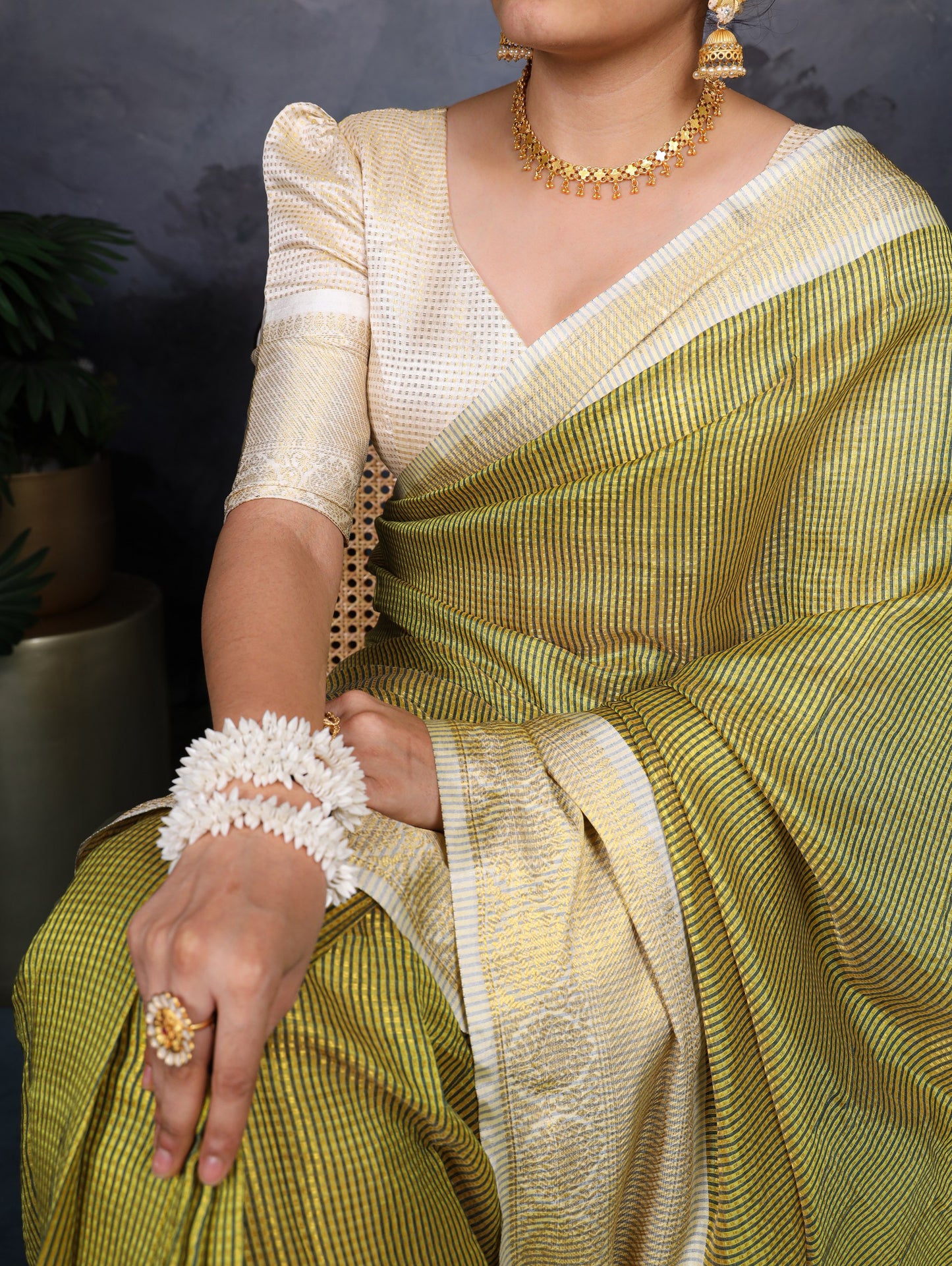 Jacquard Chex Green Saree with Zari Weaving and Unstitched Blouse