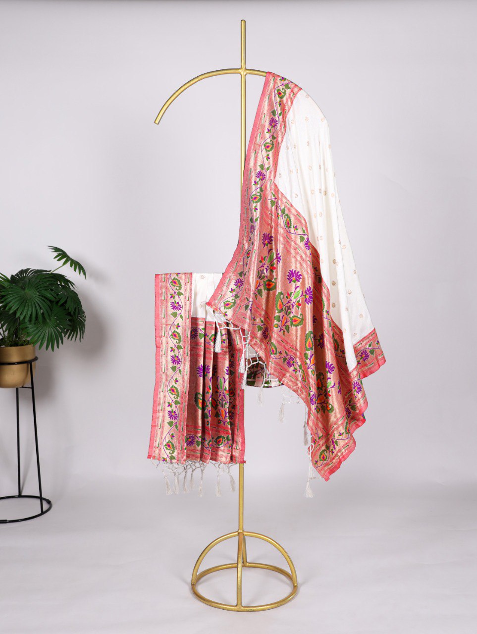 Elegant Jacquard Paithani Zari Weaving White Dupatta