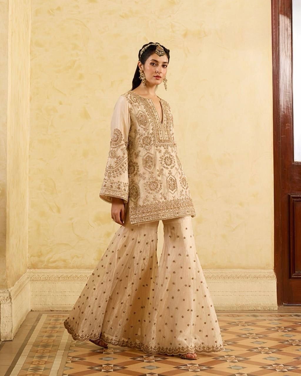 Elegant Chinon Silk Embroidered Top Plazo Set with Organza Dupatta – Fully Stitched Ethnic Ensemble