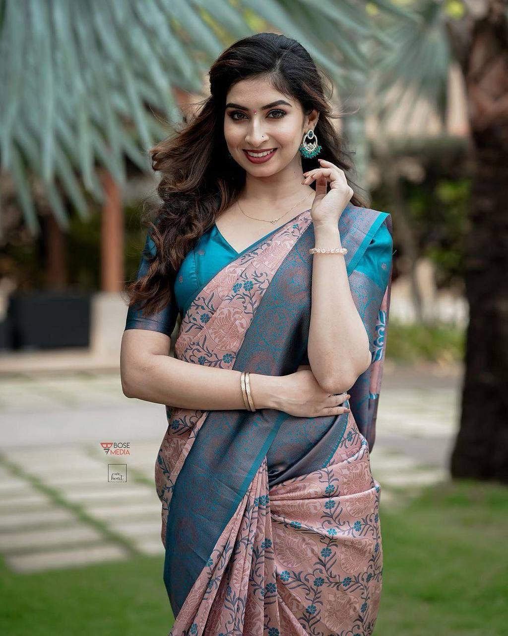 Soft Lichi Silk Peach Saree with Rich Pallu & All-Over Jacquard Work