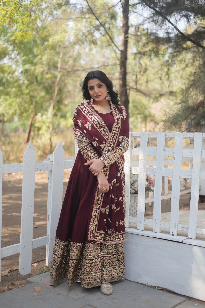 Elegant Heavy Faux Georgette Stitched Gown Set By Stylish Ethnic