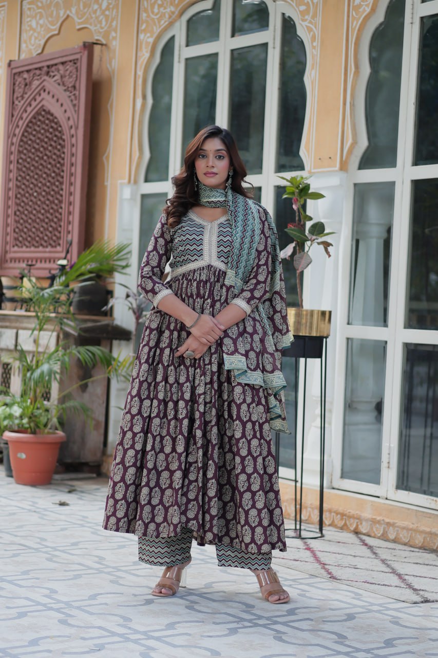 Pure Cotton Dark PInk Kurta Set with Fancy V Neck and Adjustable Waist Bottom
