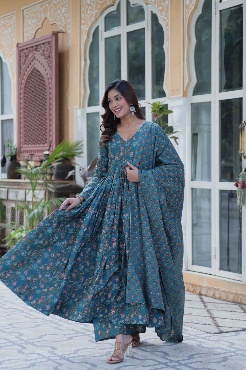 Blue Pure Cotton V-Neck Suit Set with Full Sleeves & Dupatta