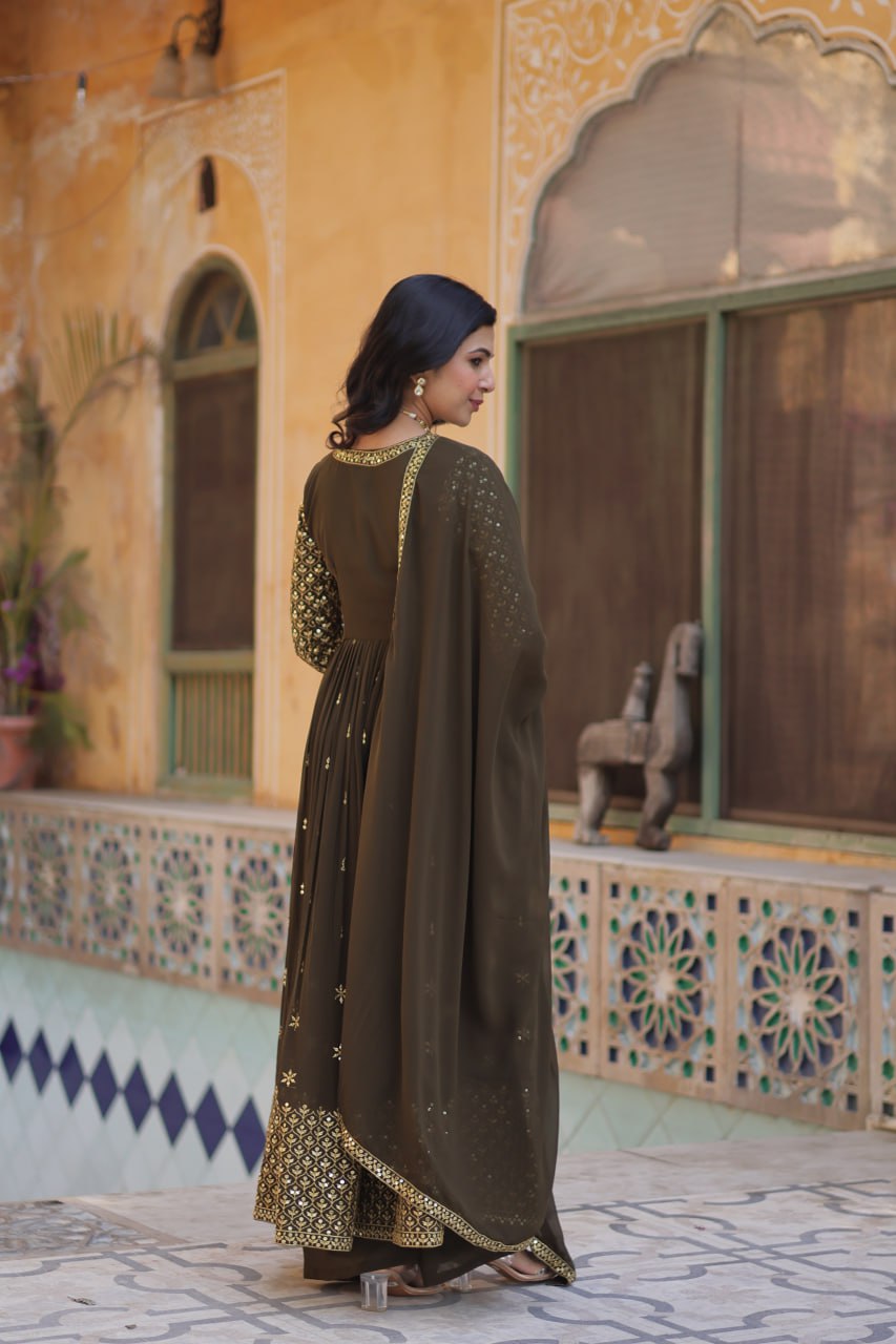Designer Mehndi Color Three Piece Suit Set