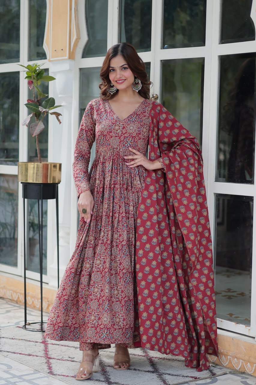 Elegant Pure Cotton Maroon Kurta Set with Dupatta – Full Sleeves & Fancy V Neck Design