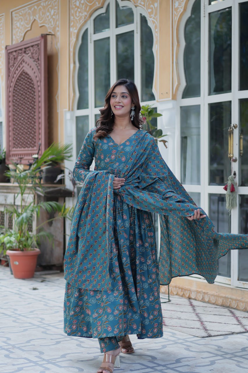 Blue Pure Cotton V-Neck Suit Set with Full Sleeves & Dupatta