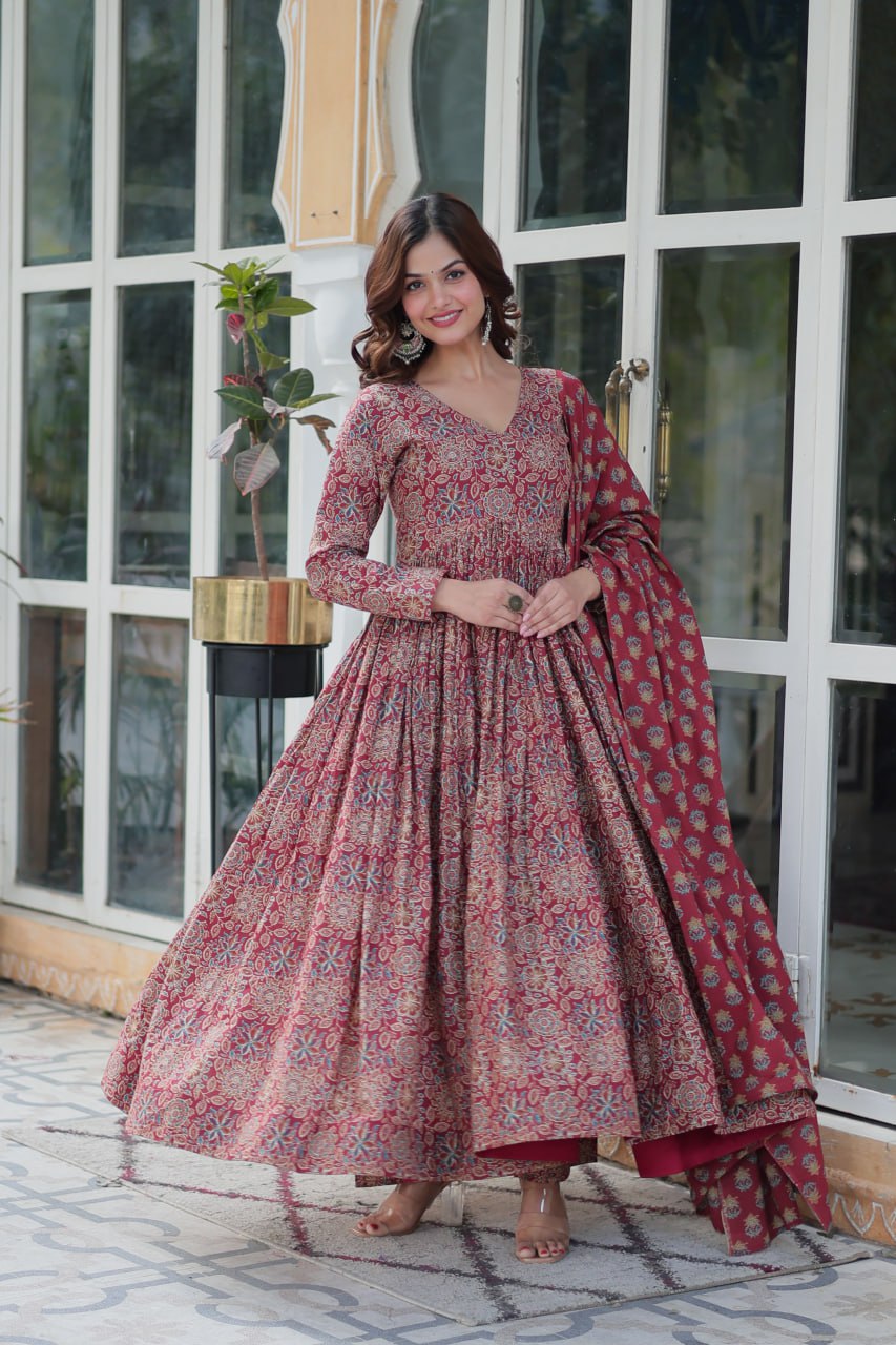 Elegant Pure Cotton Maroon Kurta Set with Dupatta – Full Sleeves & Fancy V Neck Design